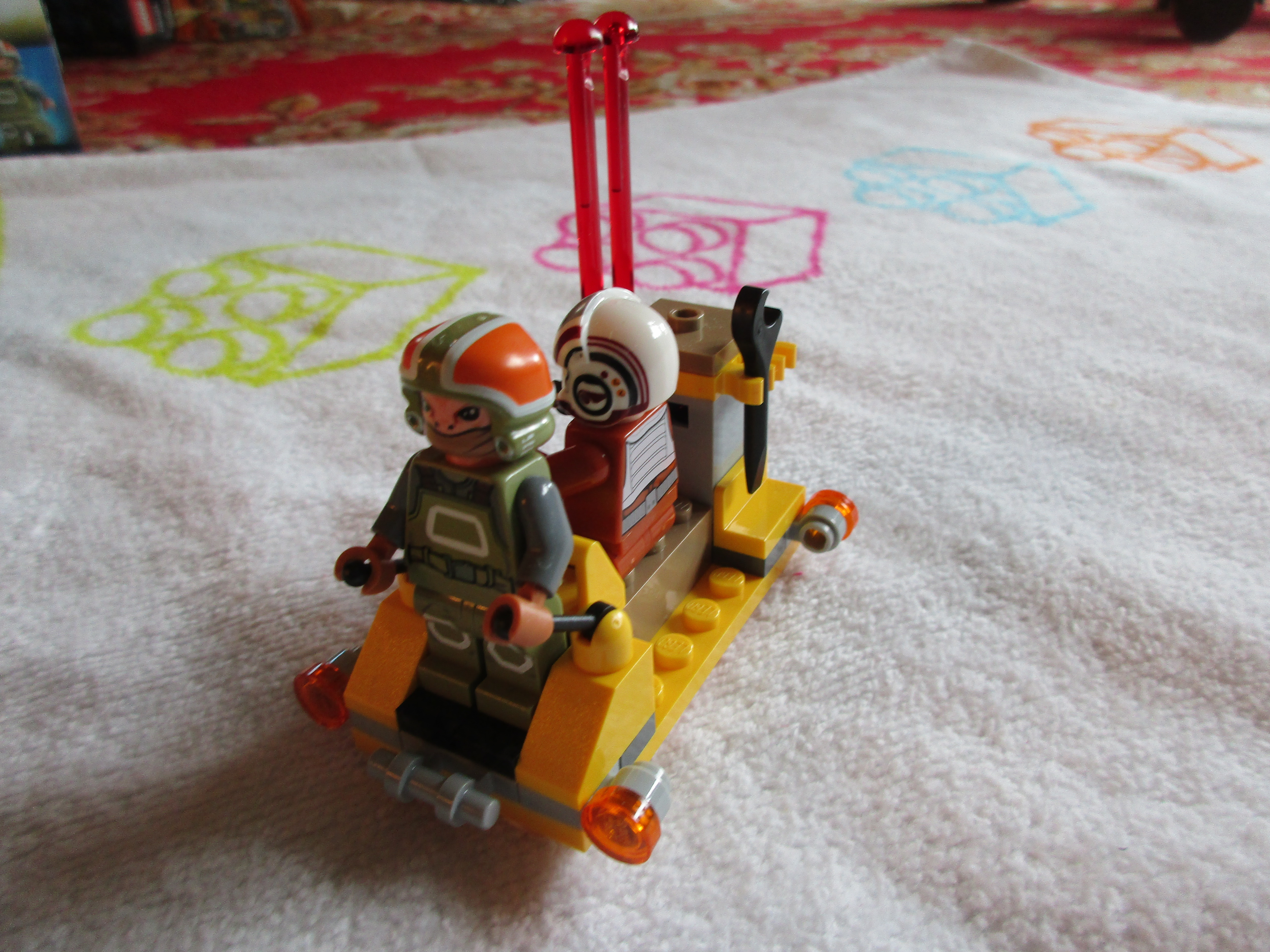 75102groundcrew3.jpg