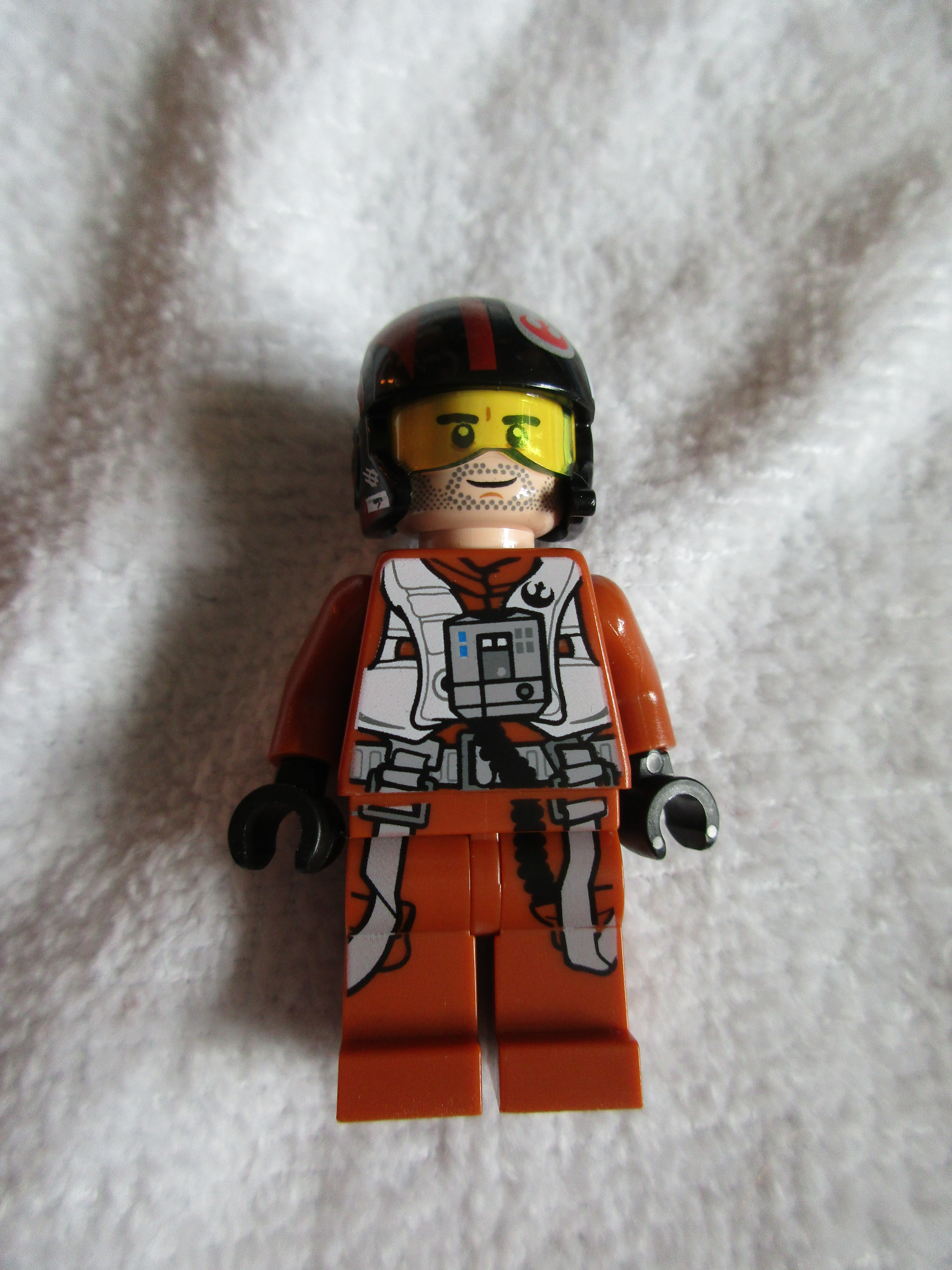 75102minifigurepoedameron.jpg