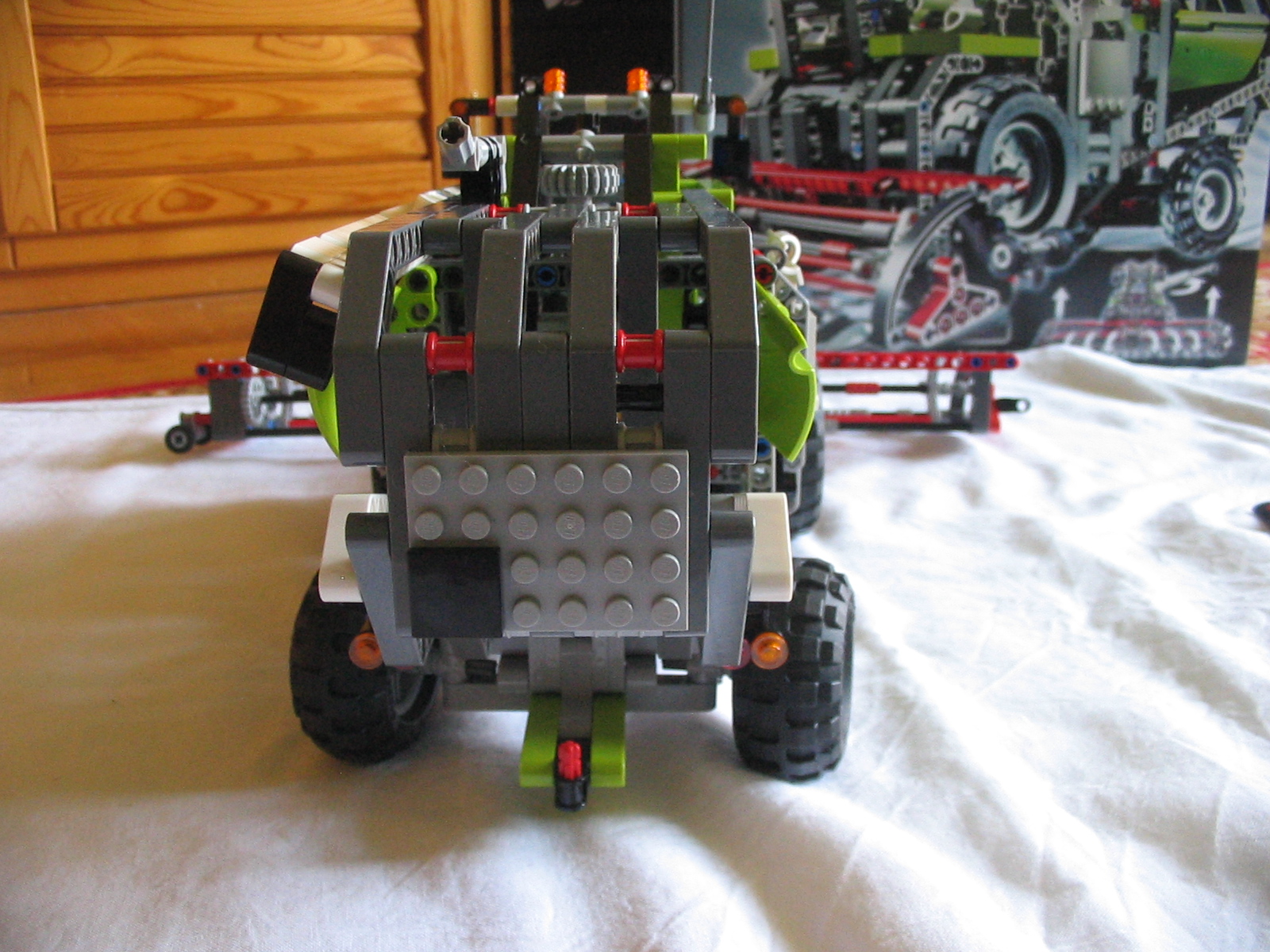 8274back2.jpg