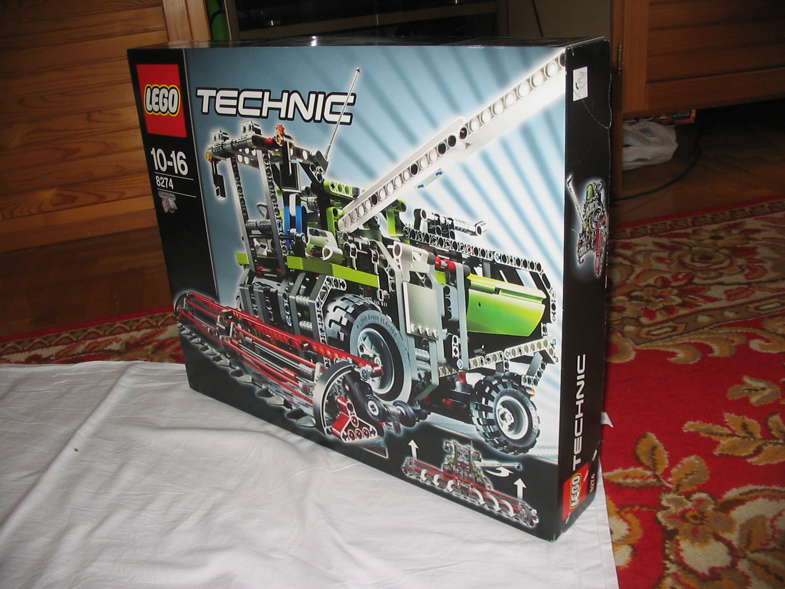 8274box2.jpg