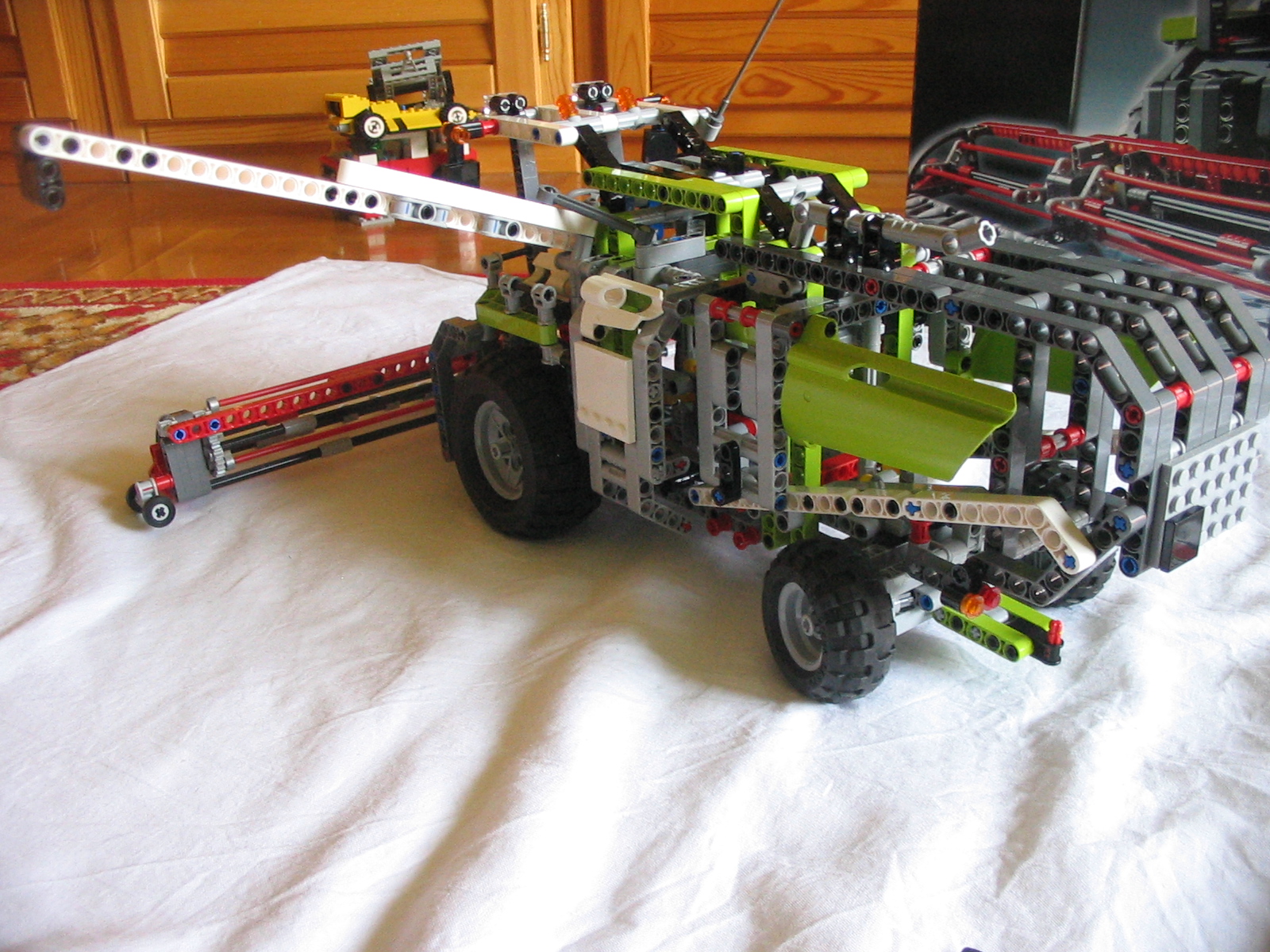 8274side2.jpg