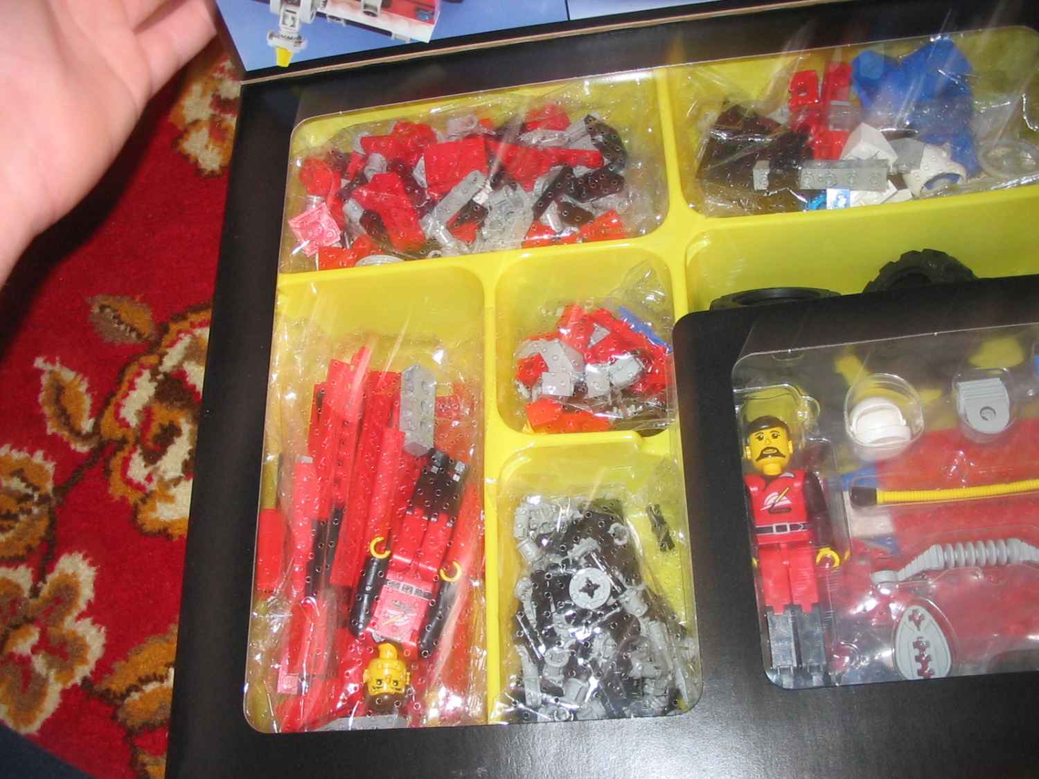 8280display5.jpg
