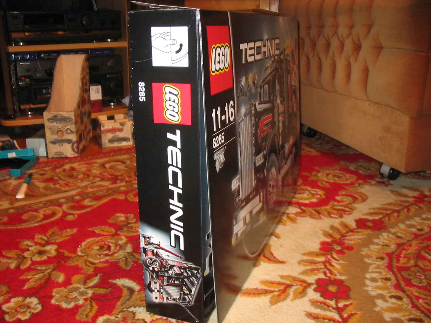 8285box6.jpg