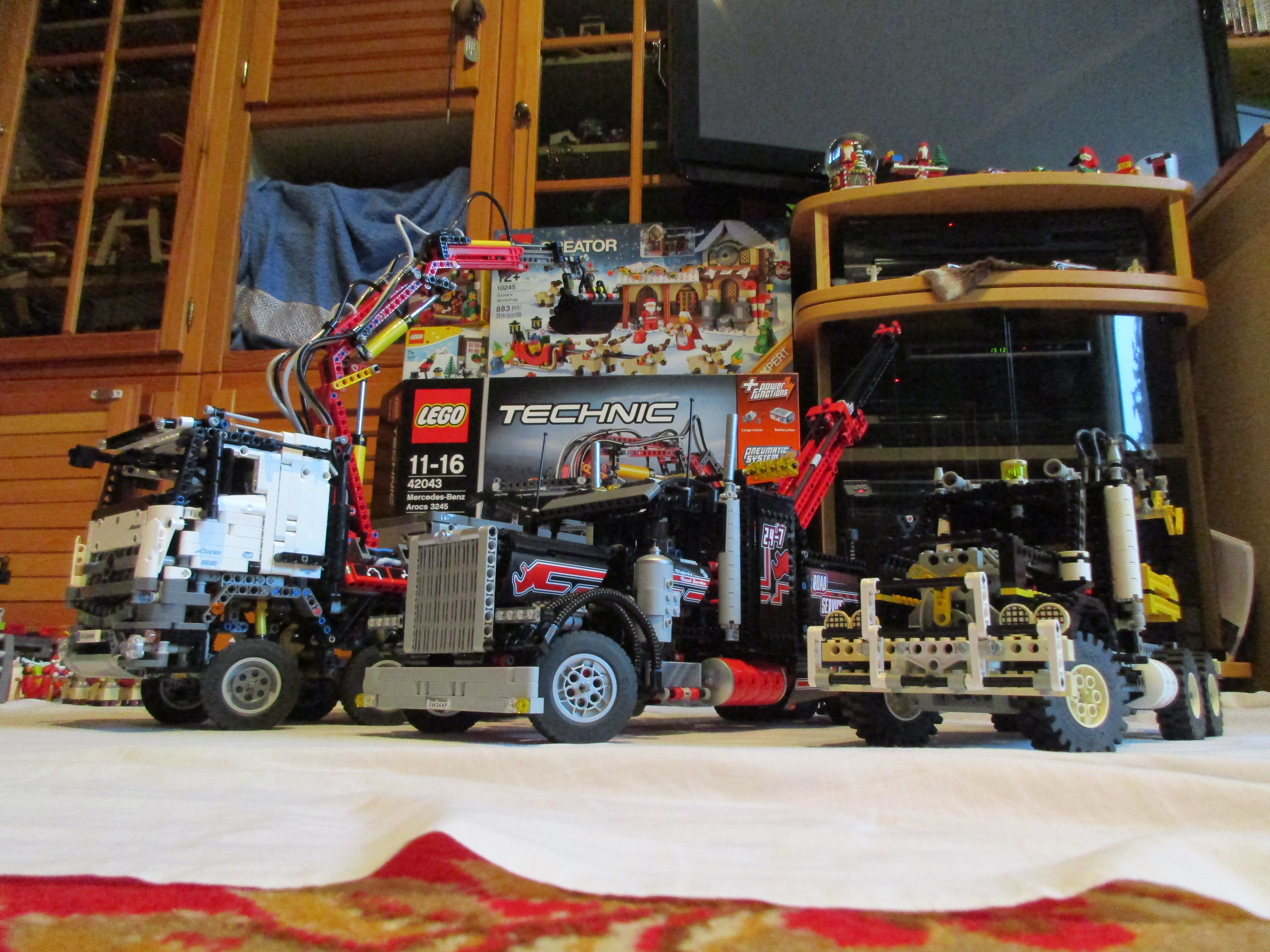 technictrucks2.jpg
