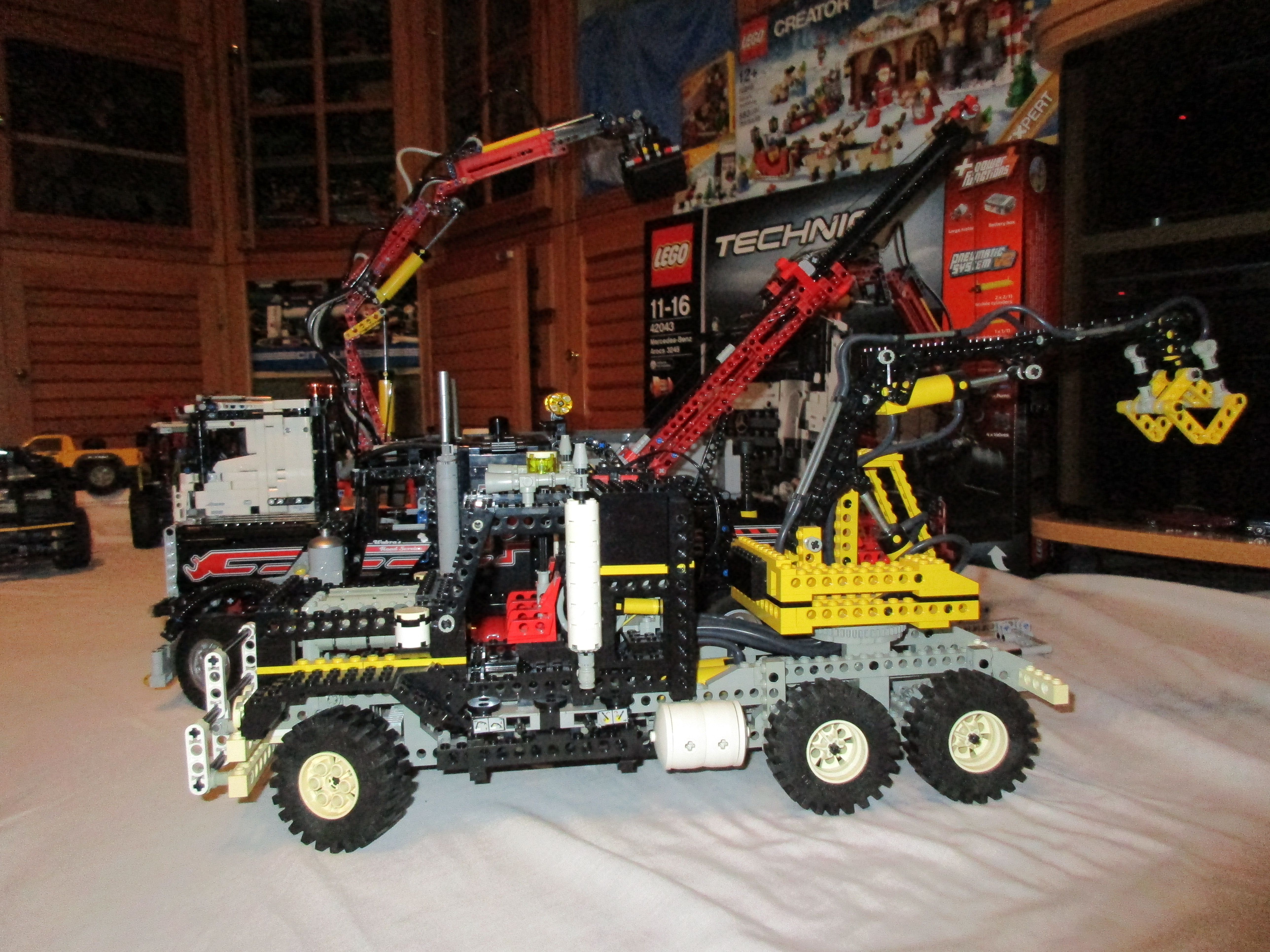 technictrucks8.jpg