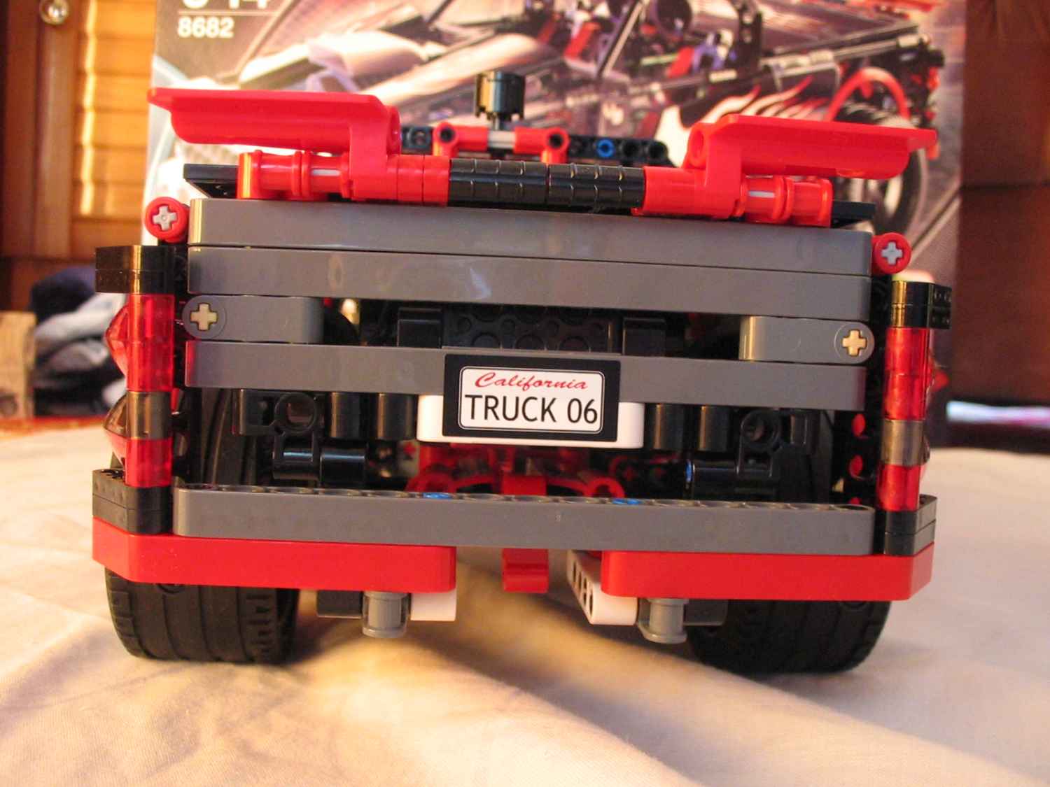 8682back2.jpg