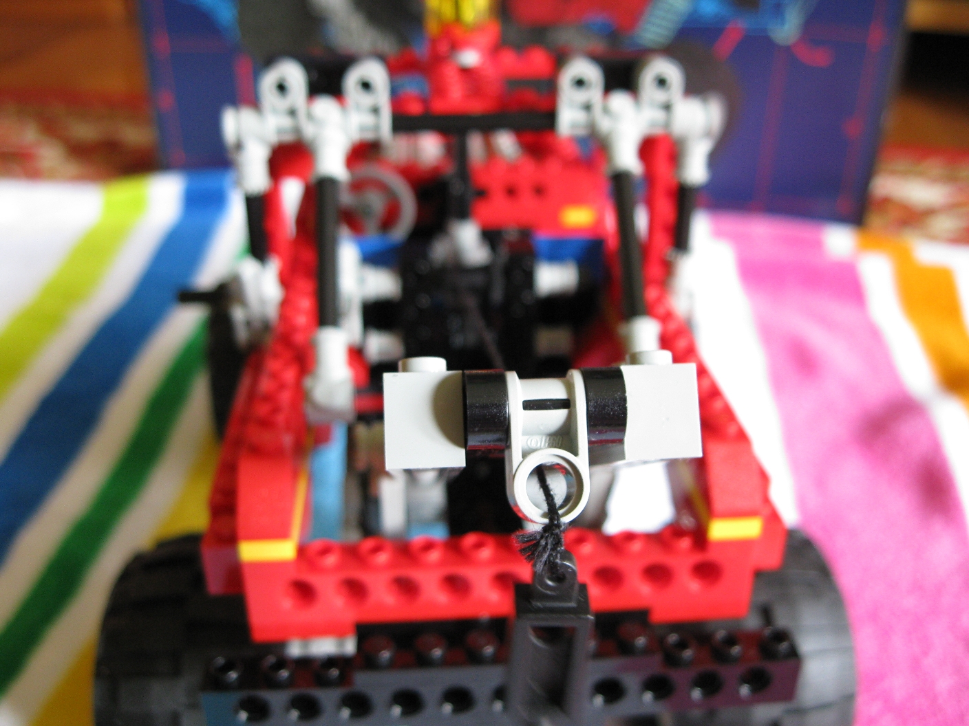 8858close4.jpg