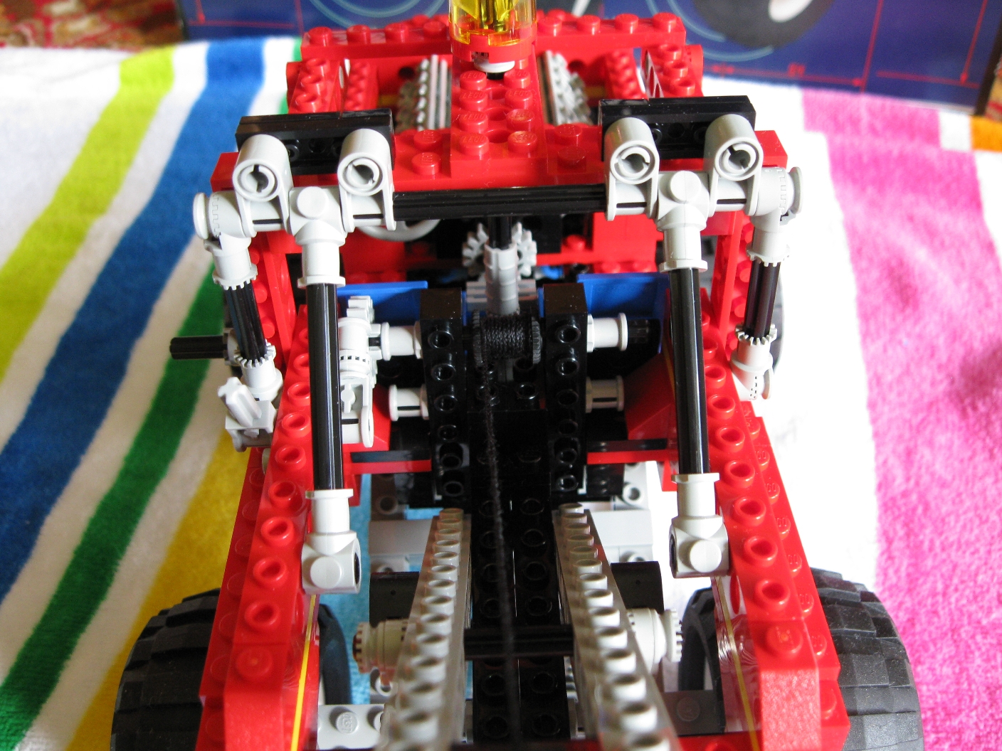 8858close7.jpg