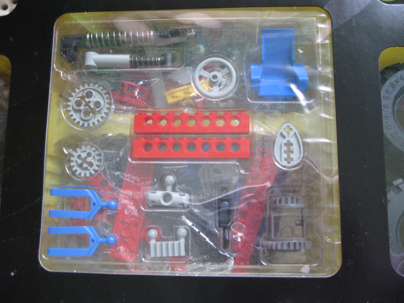 8858display4.jpg