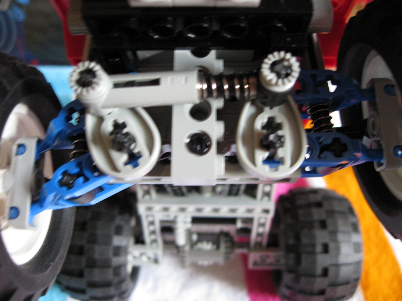 8858suspension3.jpg