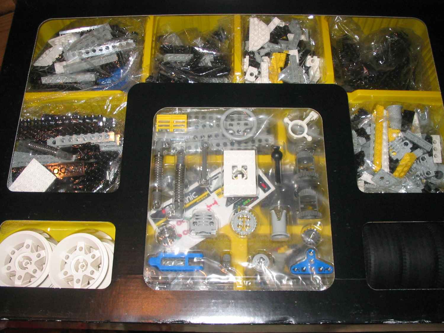 8880display.jpg