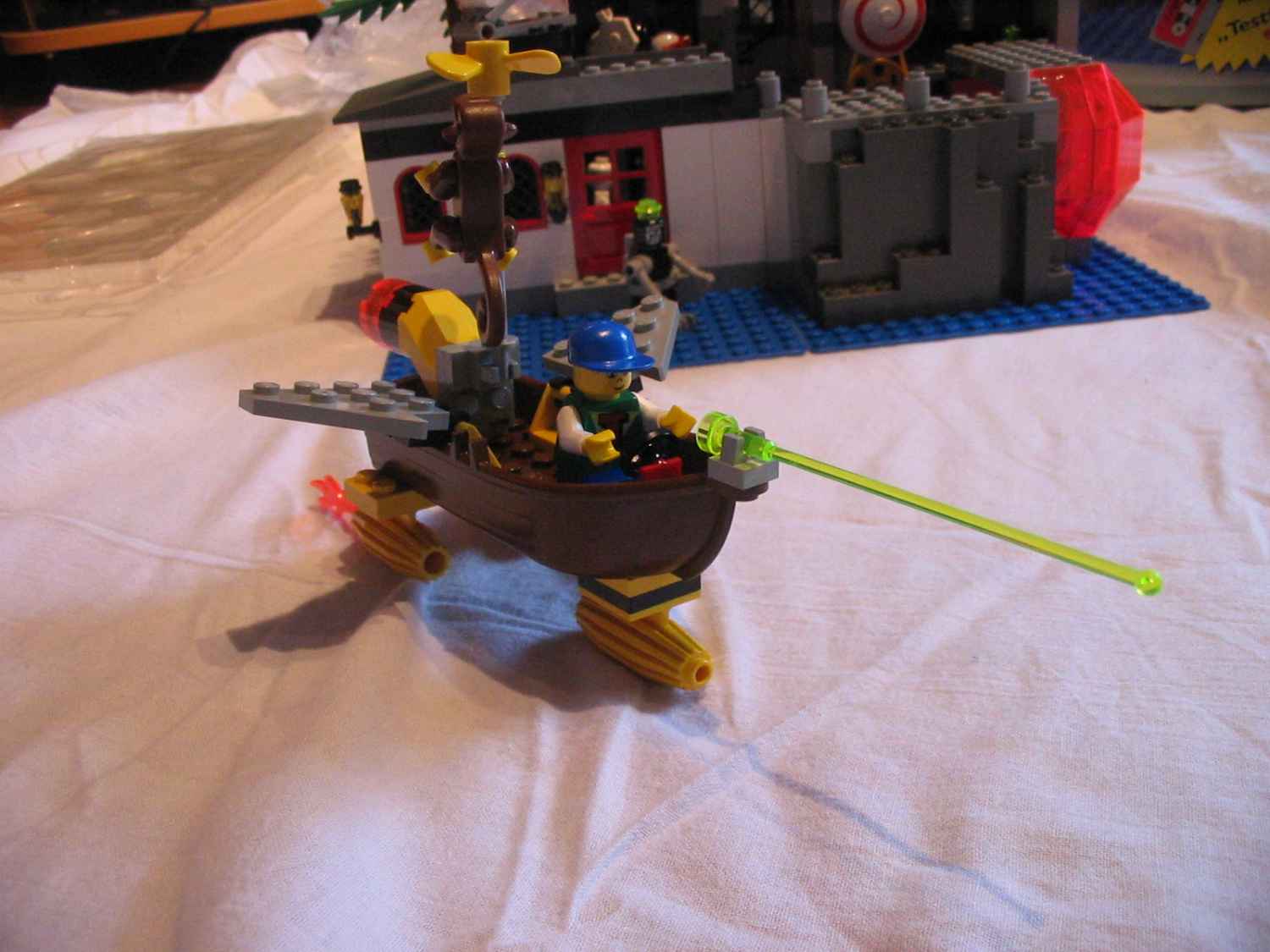6494boatfrontside.jpg