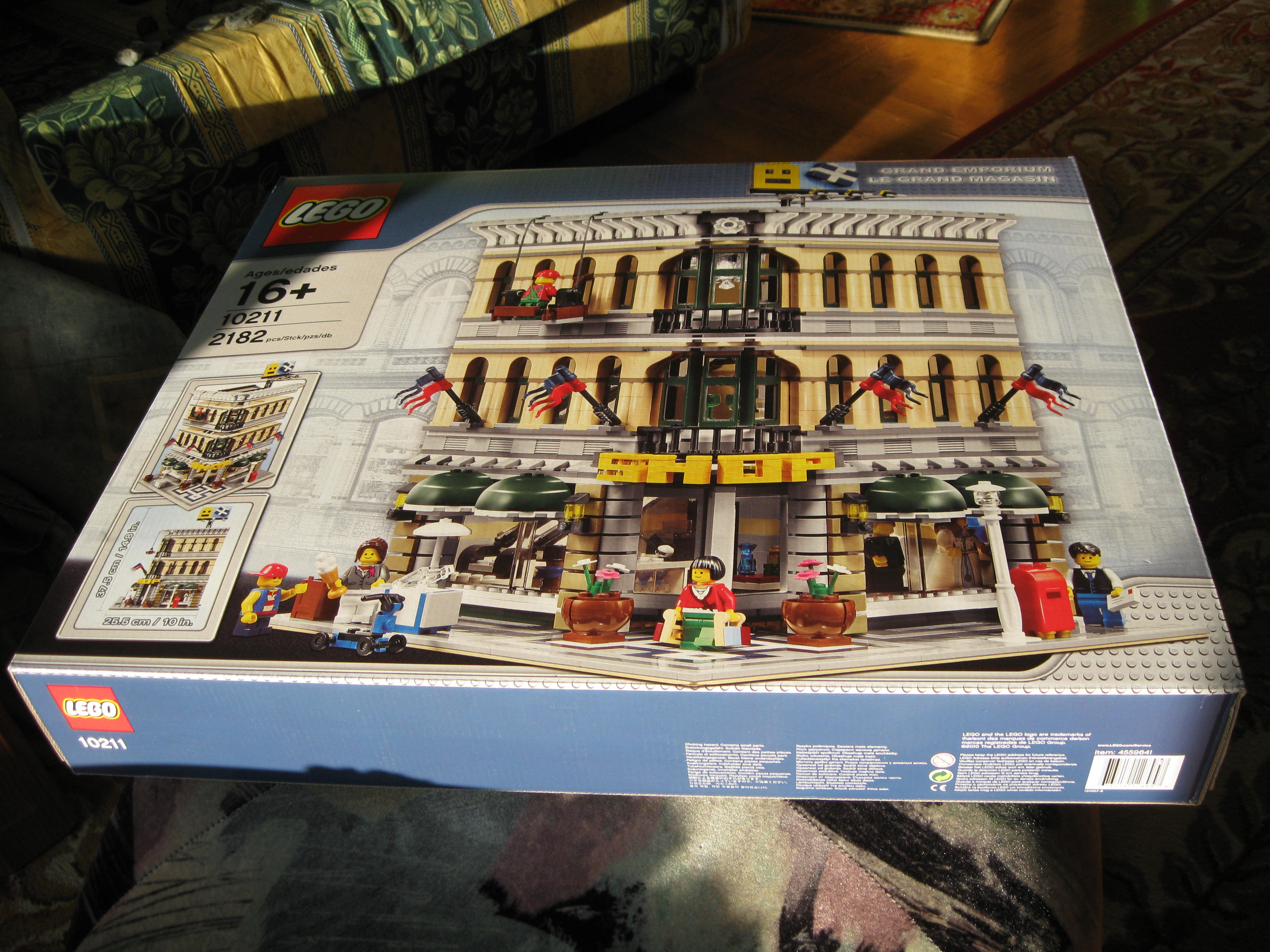 10211box6.jpg