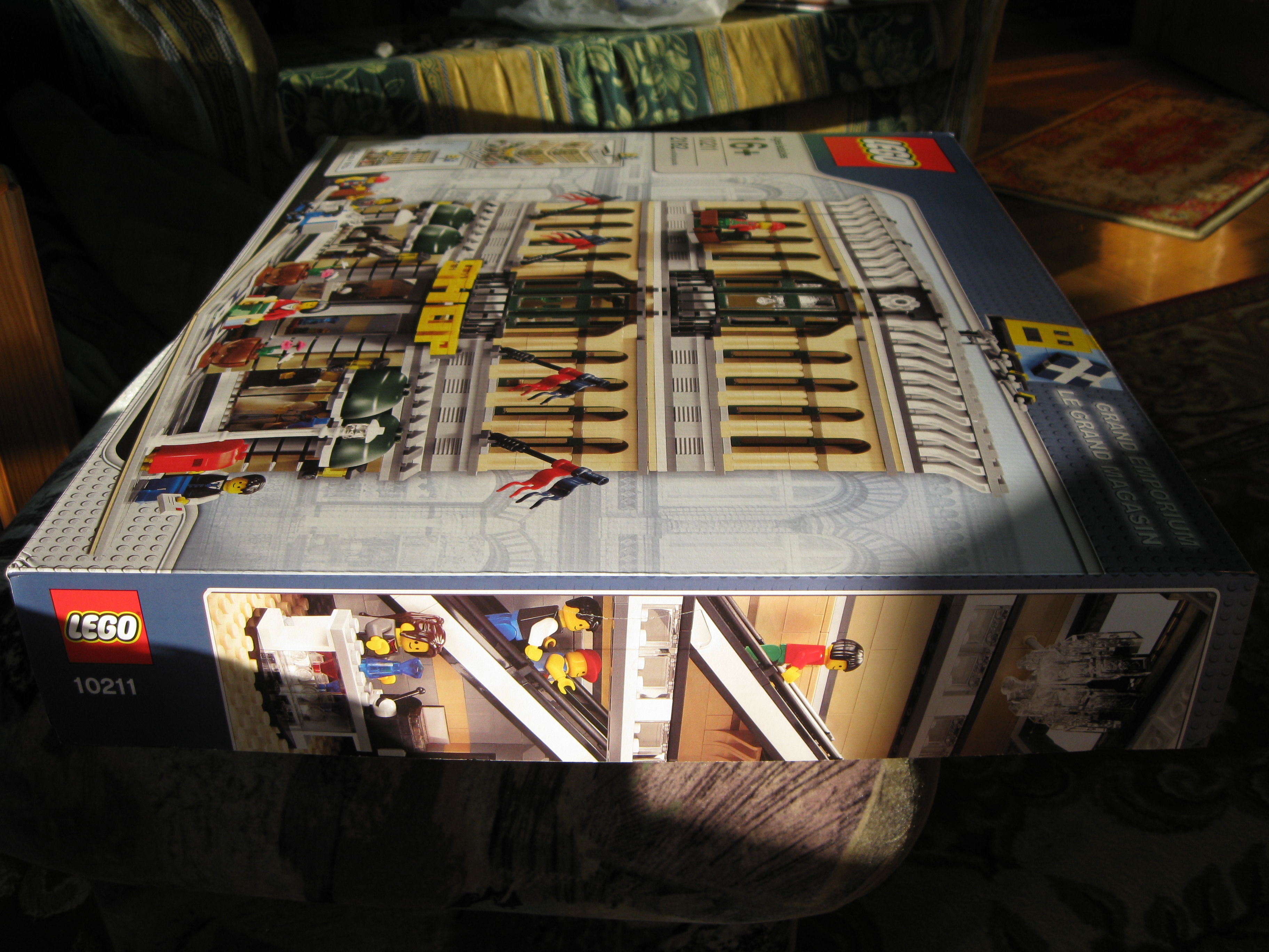 10211box7.jpg