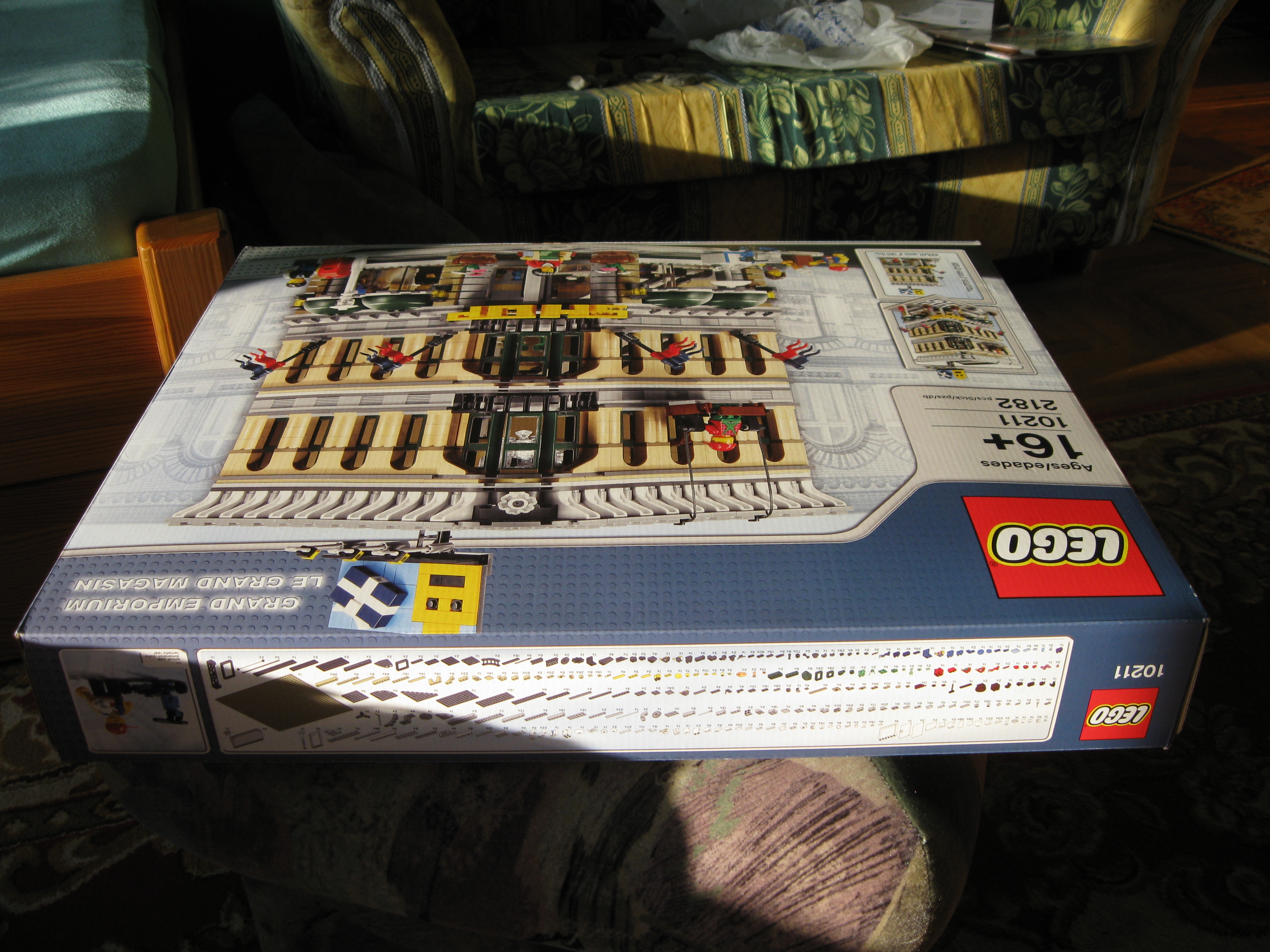 10211box8.jpg