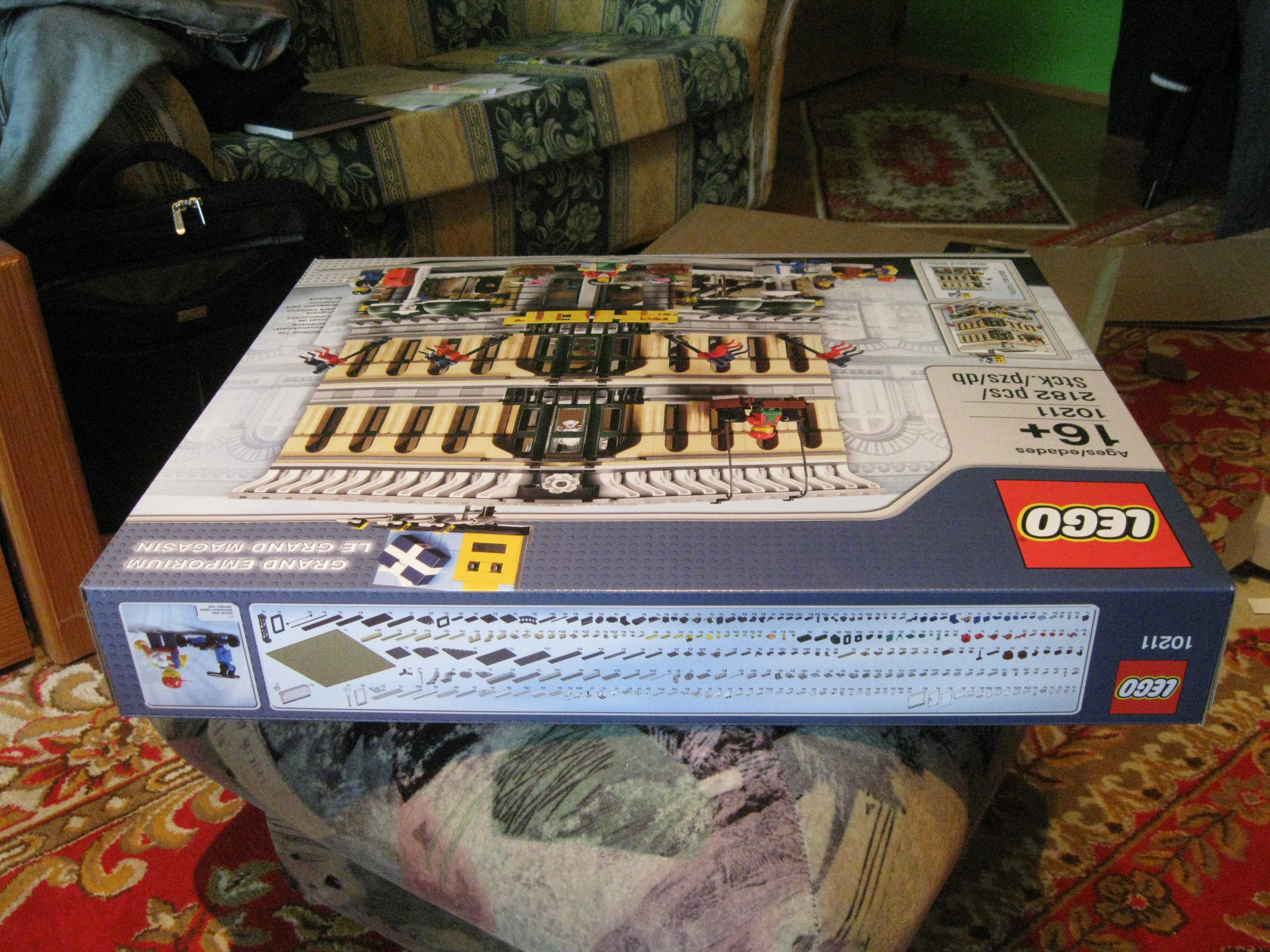 10211box8.jpg