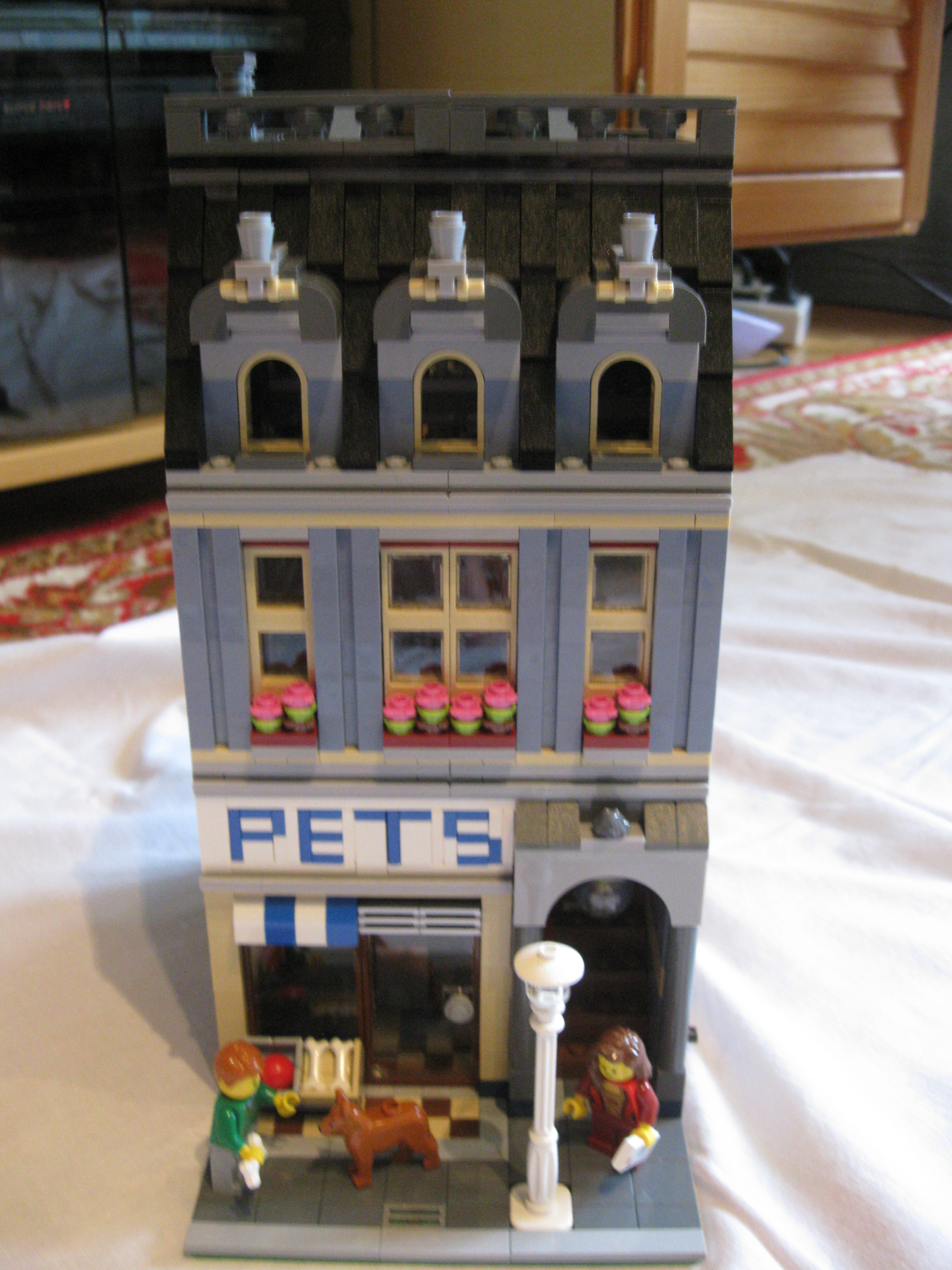 10218petshopfront.jpg