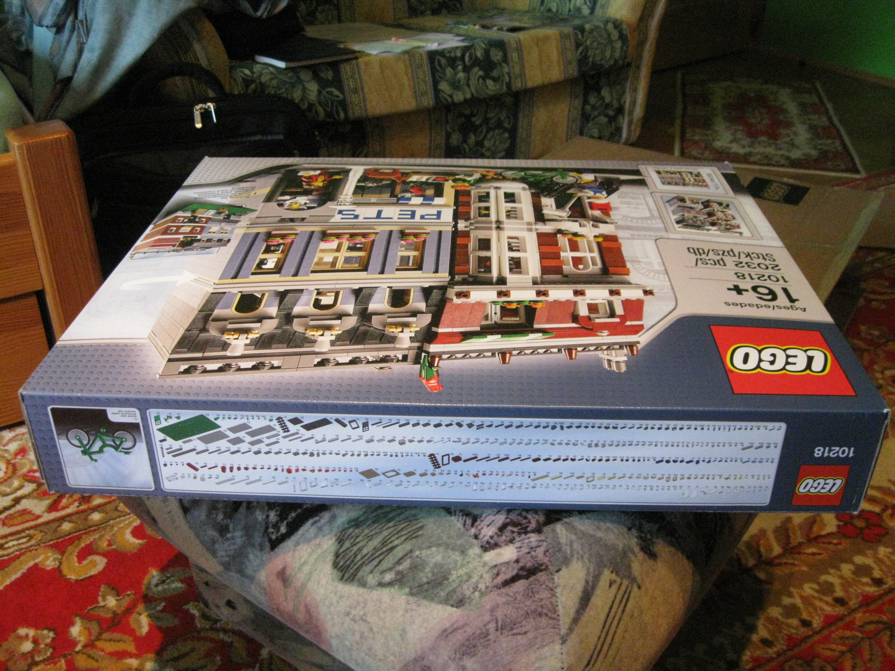 10218box8.jpg