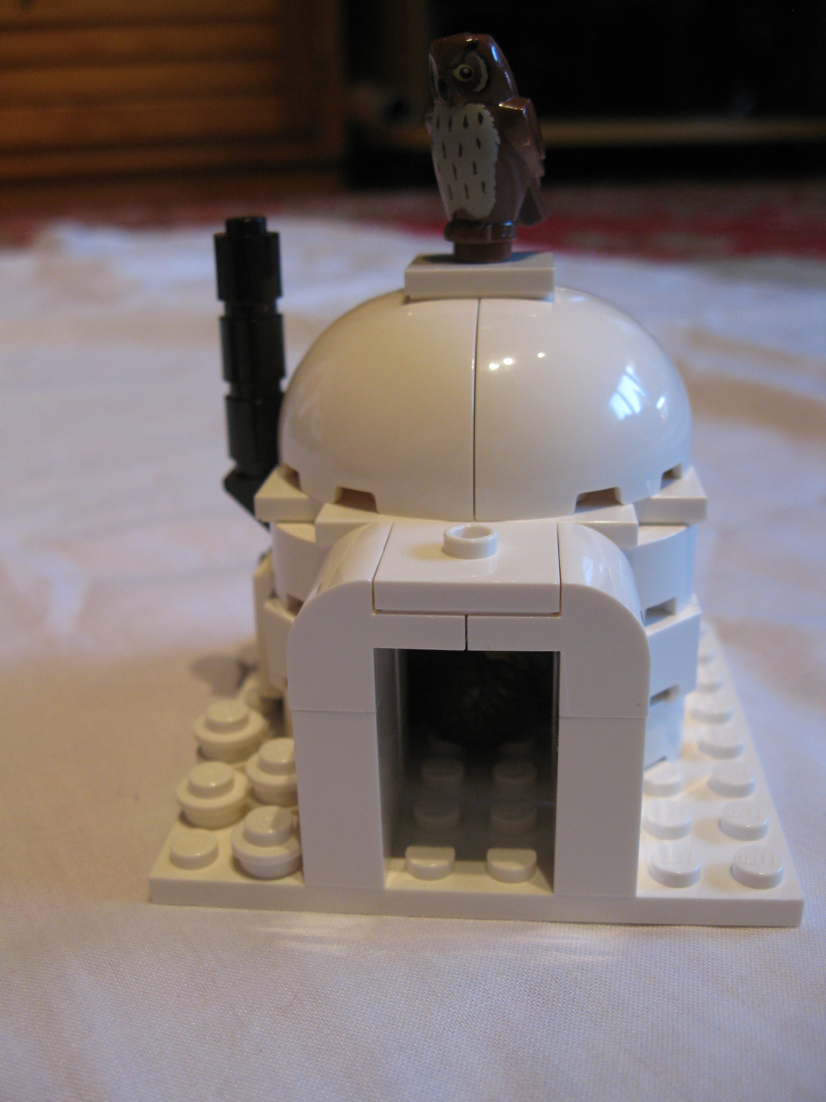 10229iglufront.jpg