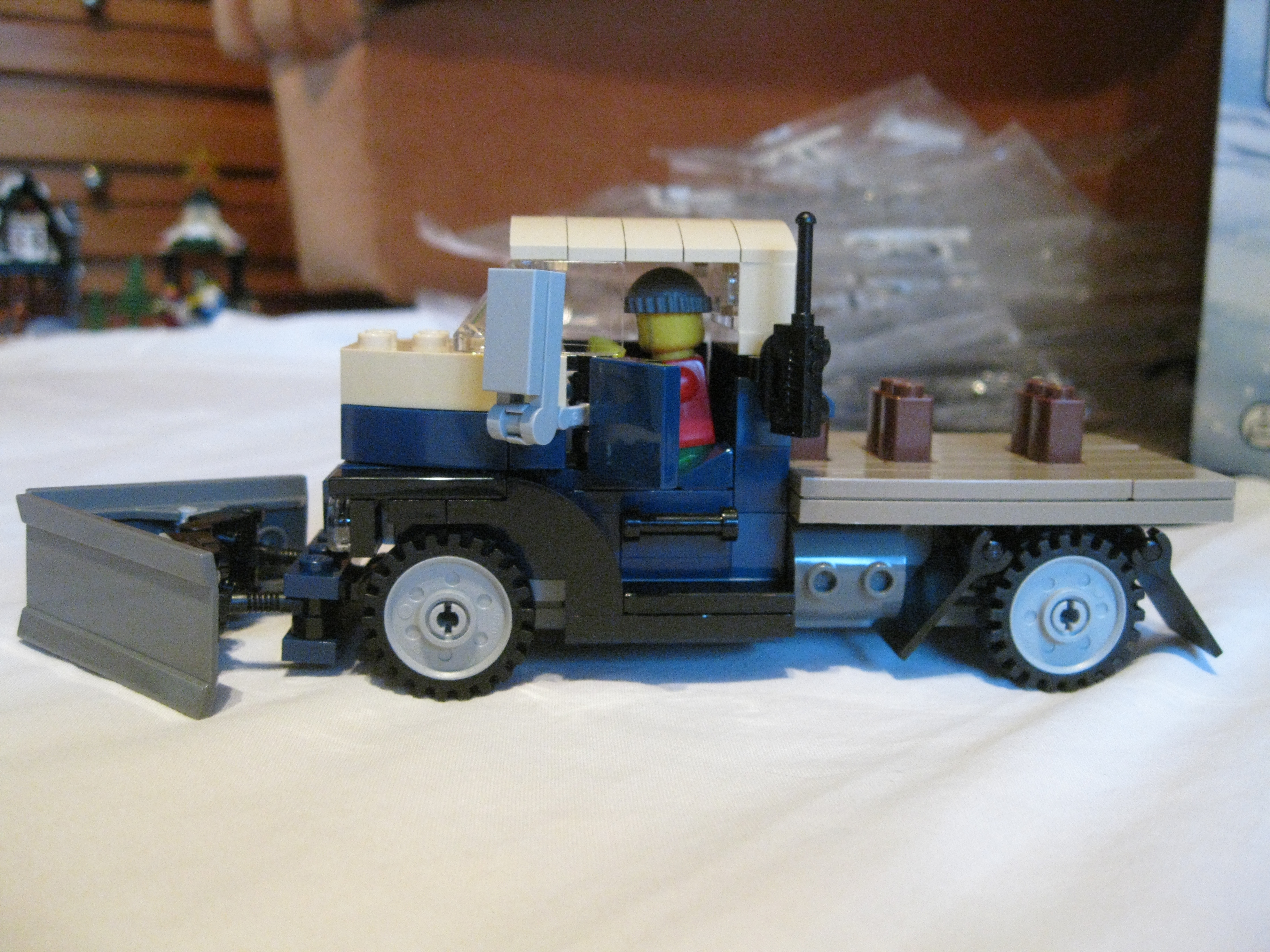 10229truckleft.jpg