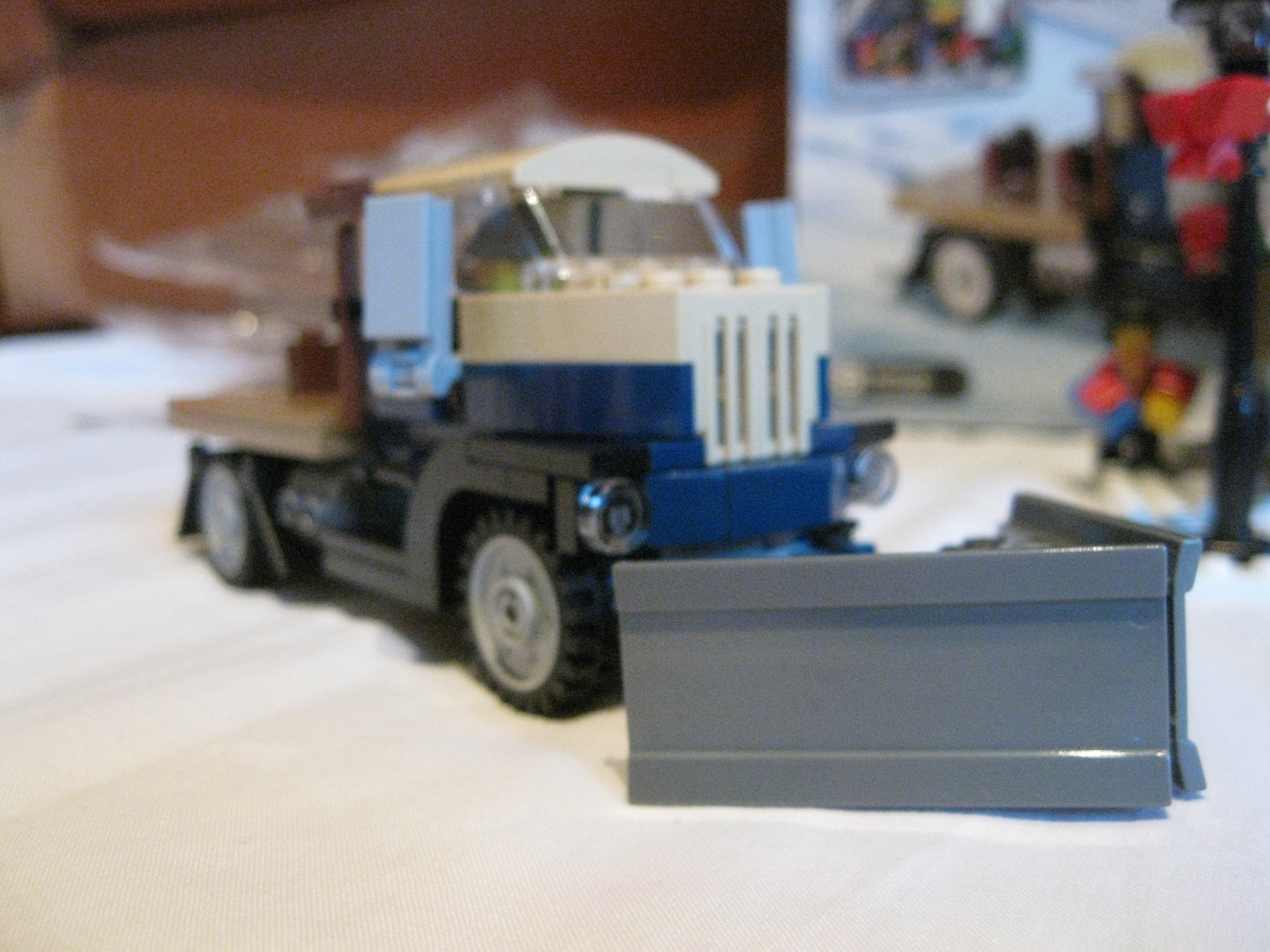 10229truckside2.jpg