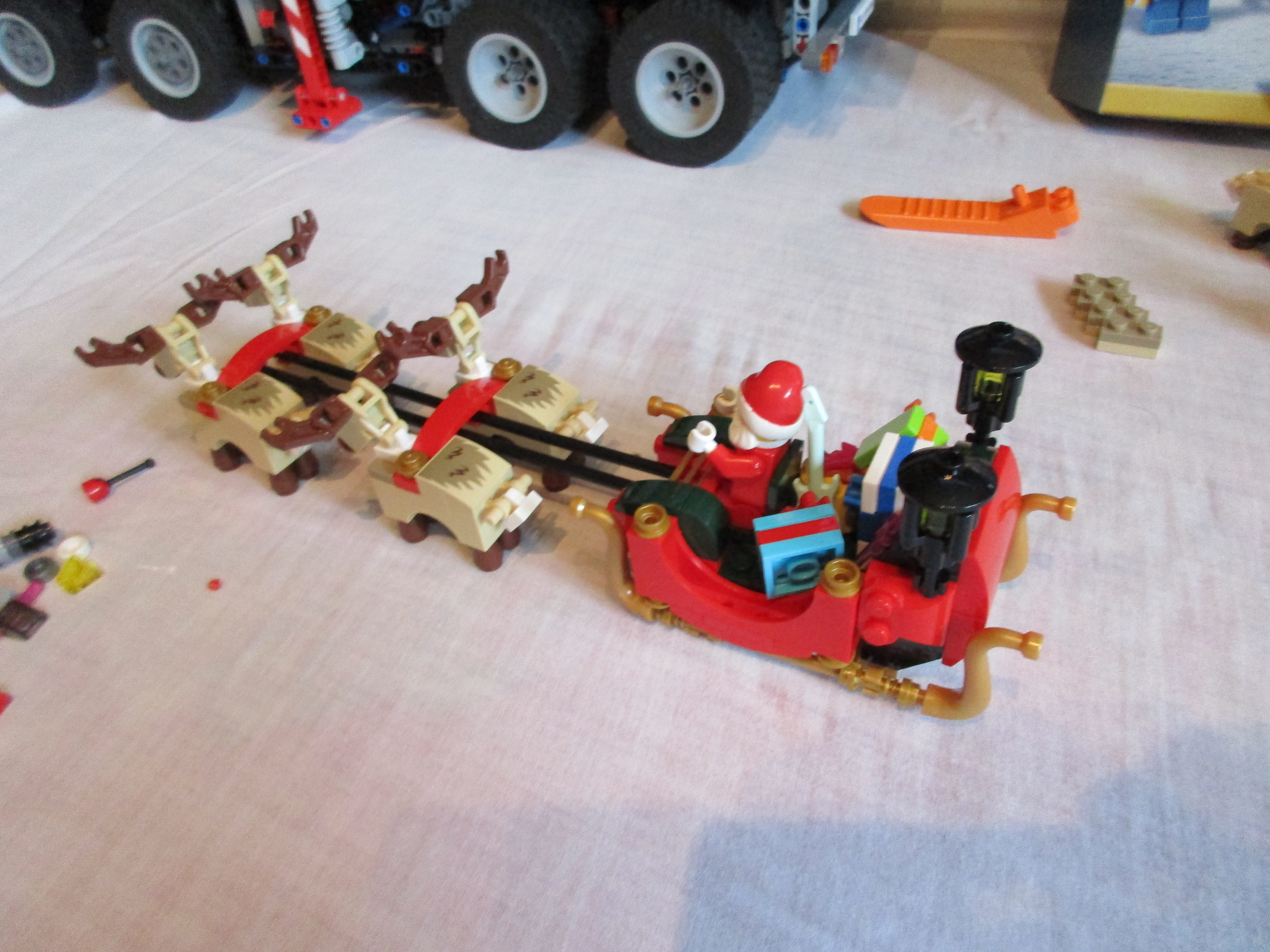 10245santassledge16.jpg