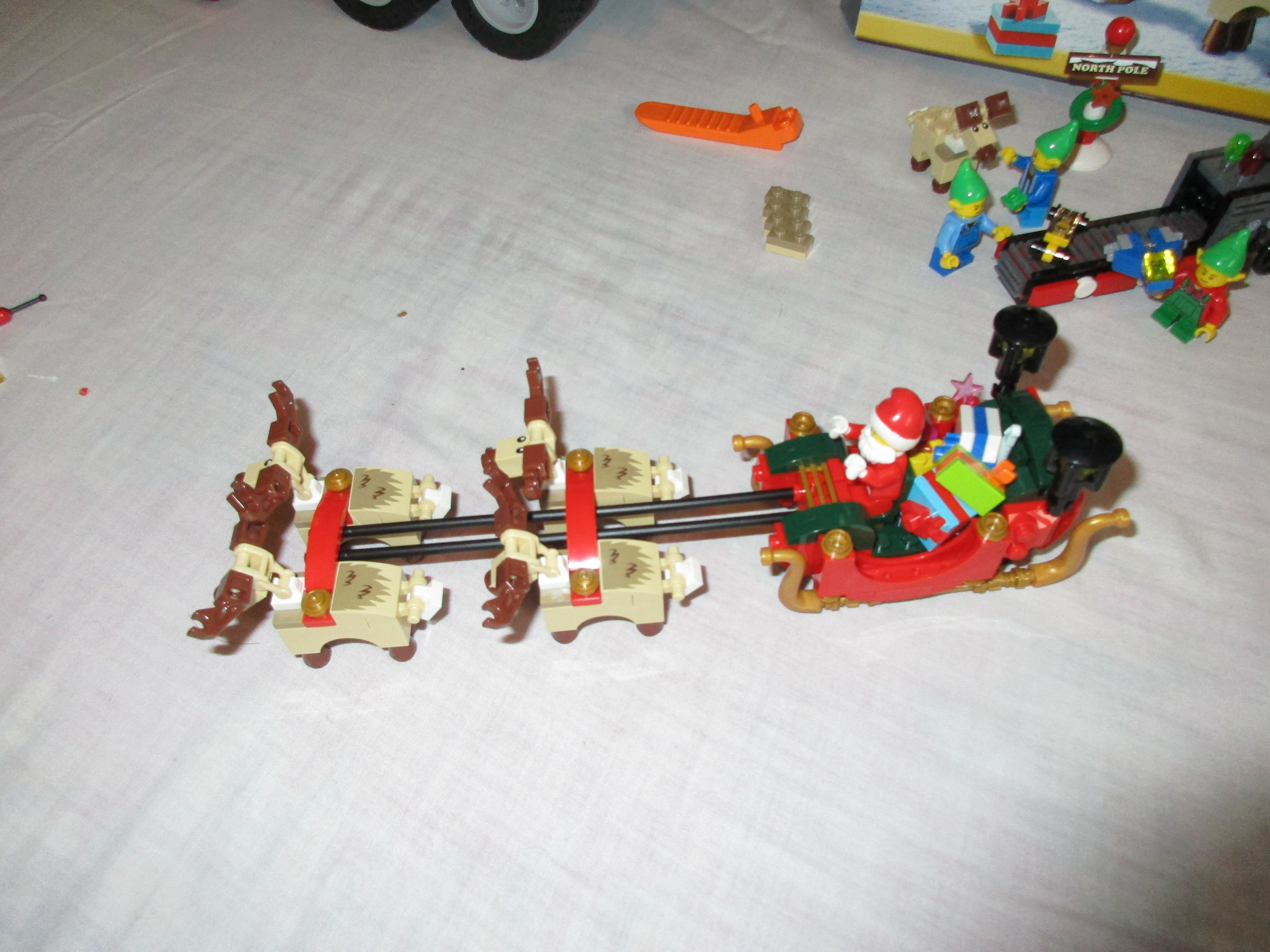 10245santassledge6.jpg