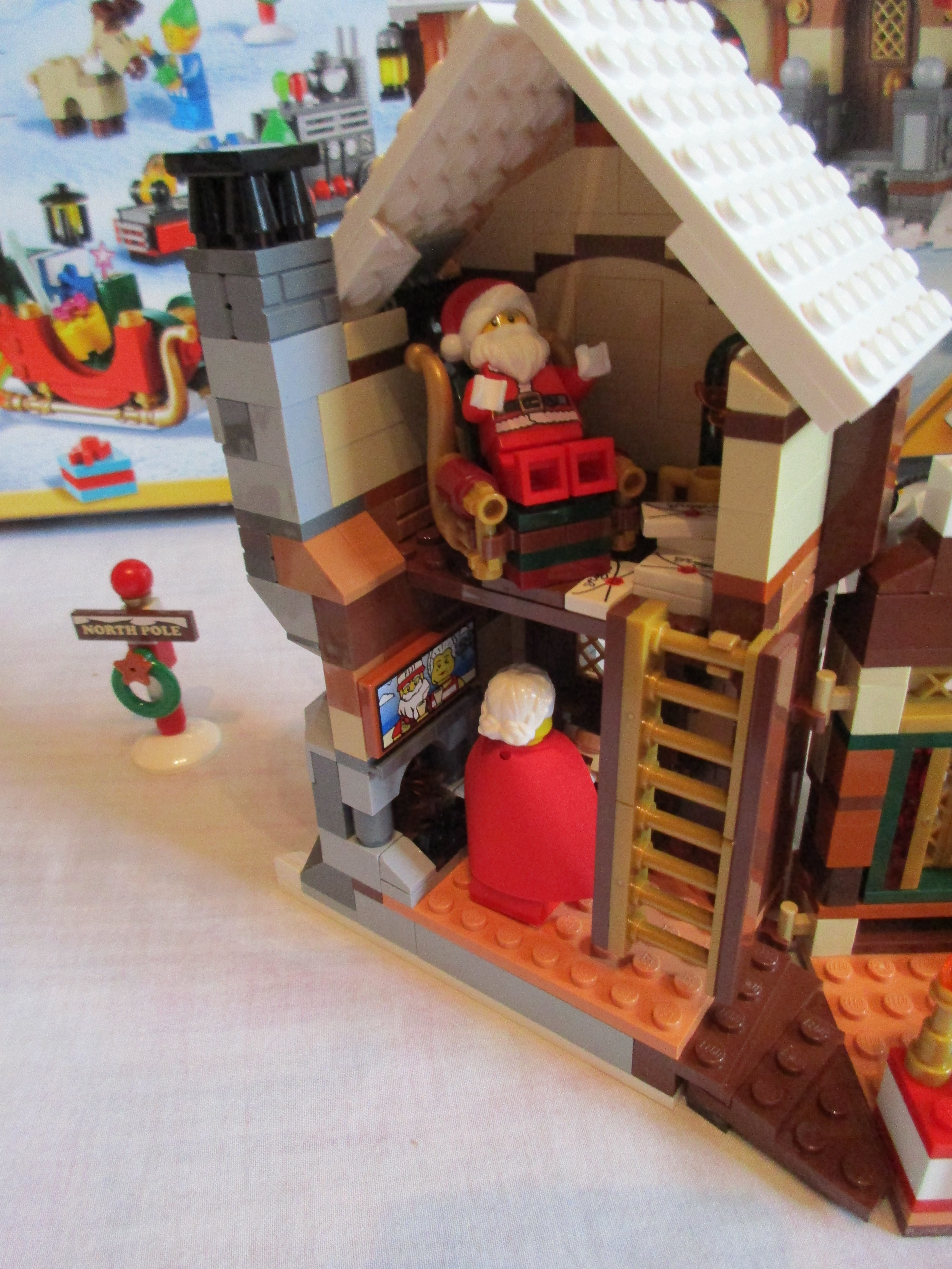 10245santasworkshop33.jpg