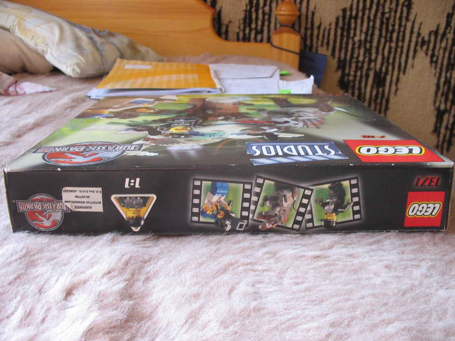 1371box4.jpg
