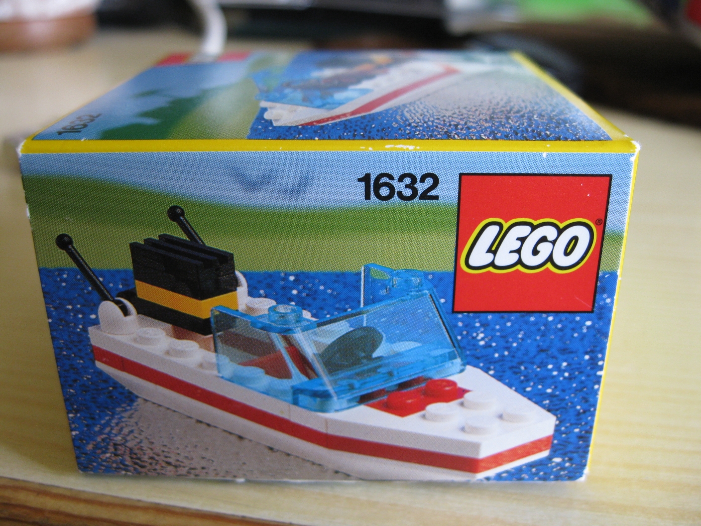 1632box5.jpg