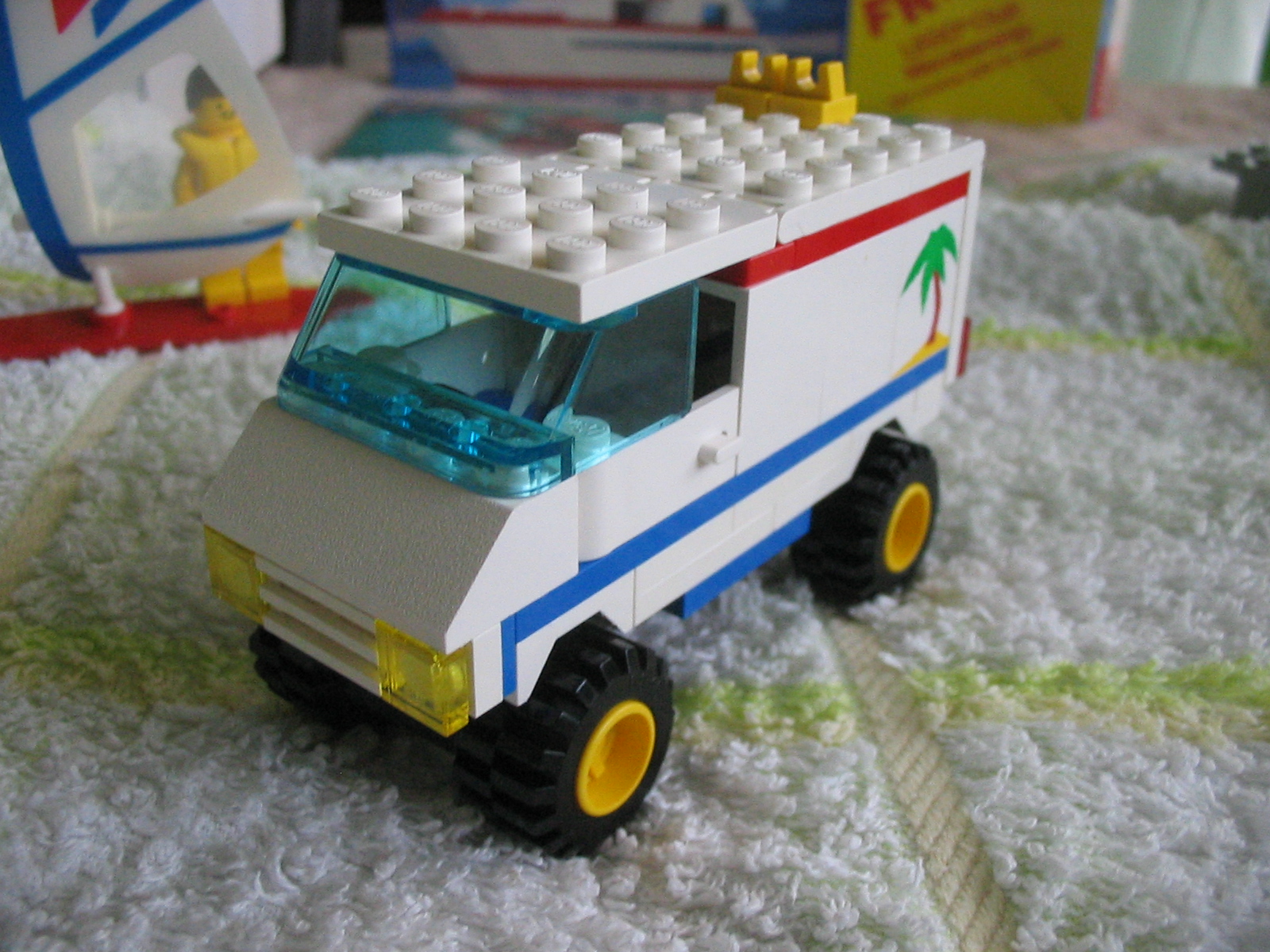 1721van.jpg