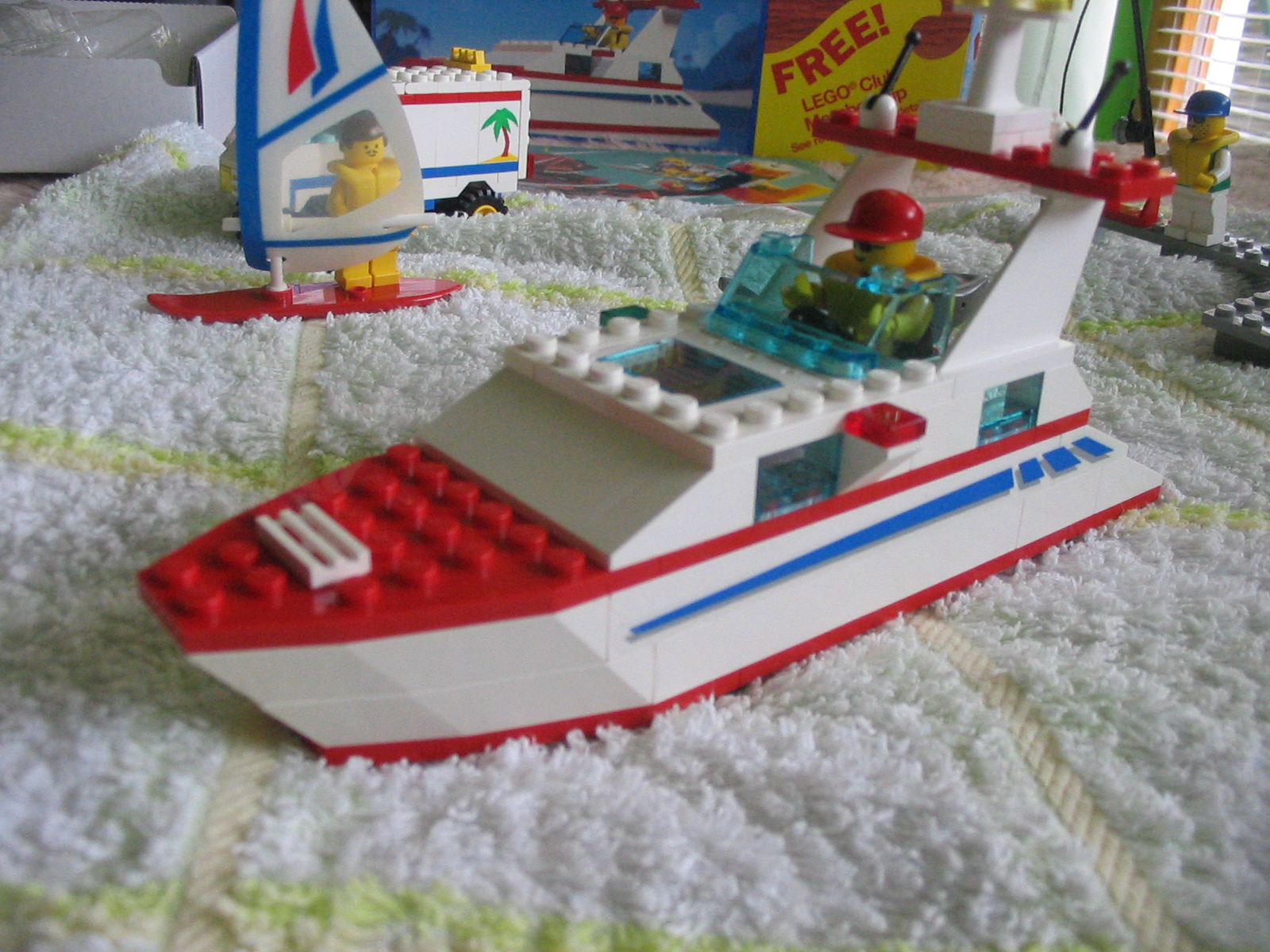 1721yacht.jpg