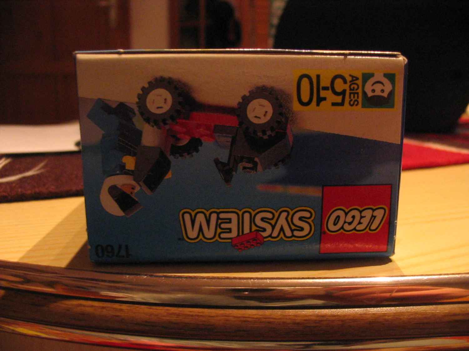 1760box2.jpg