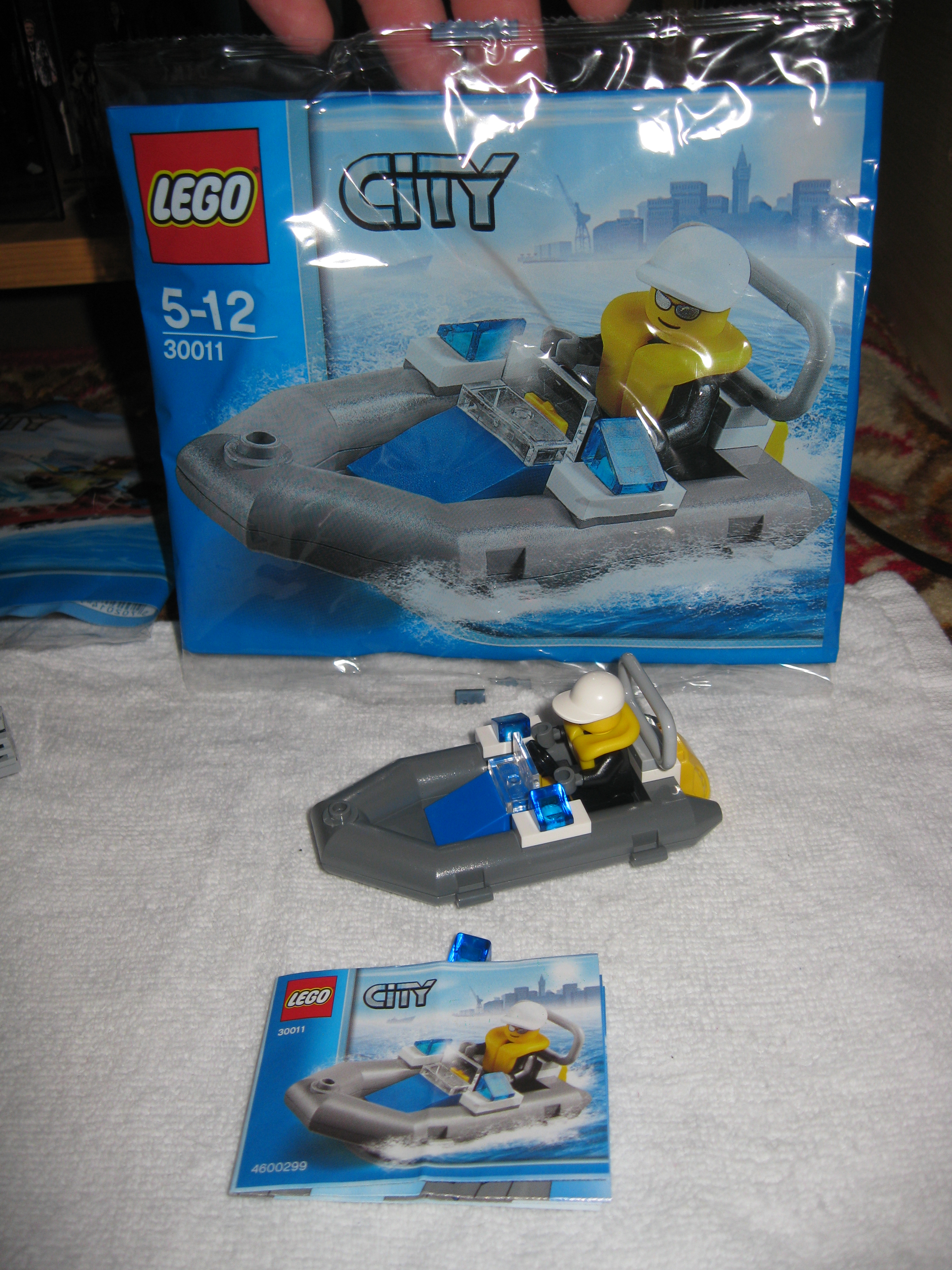 30011.jpg
