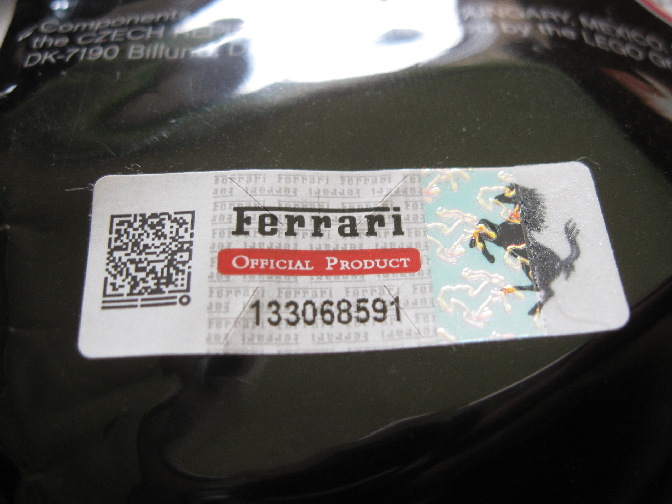 30195hologram2.jpg
