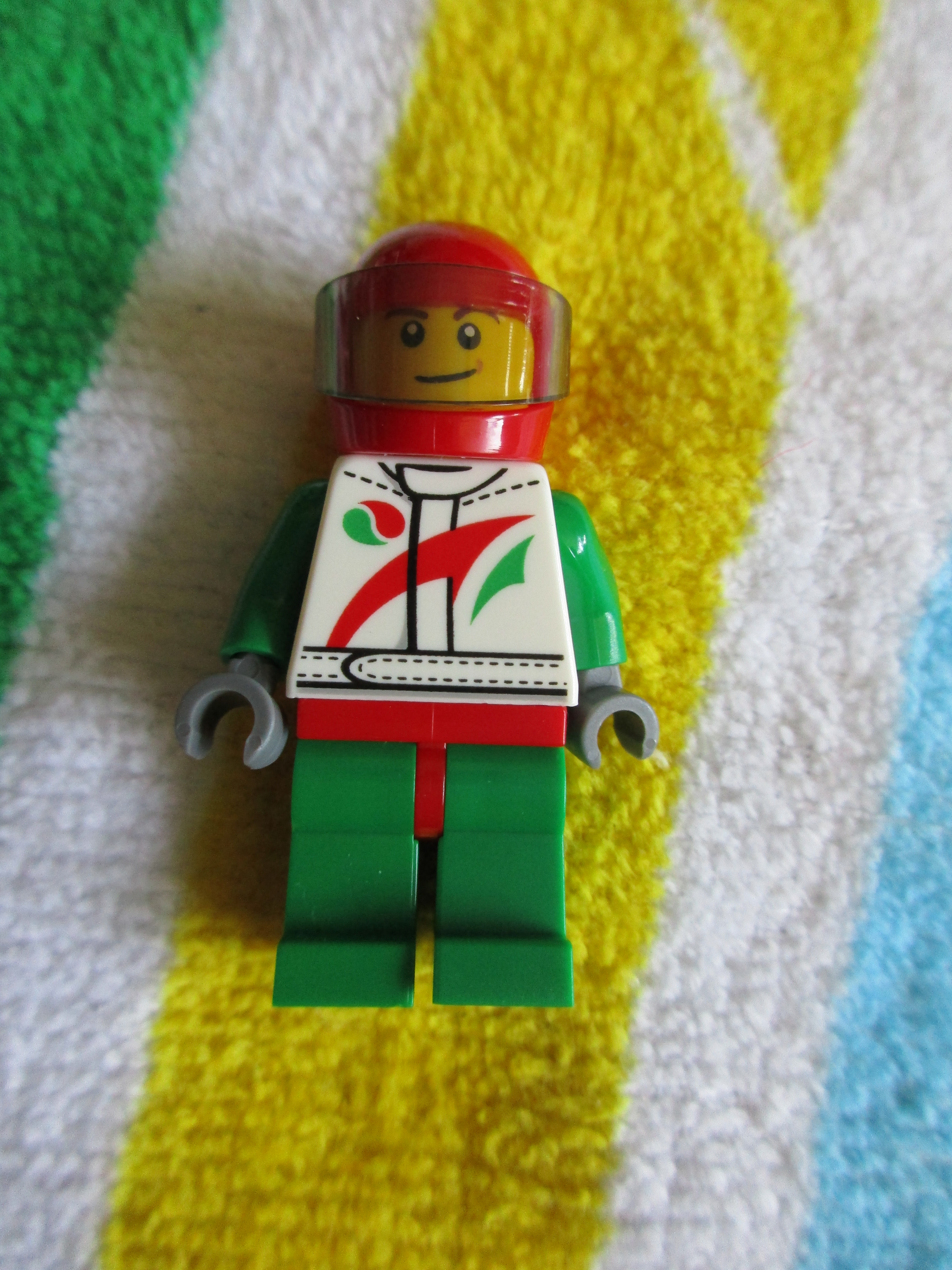 30314minfigure.jpg