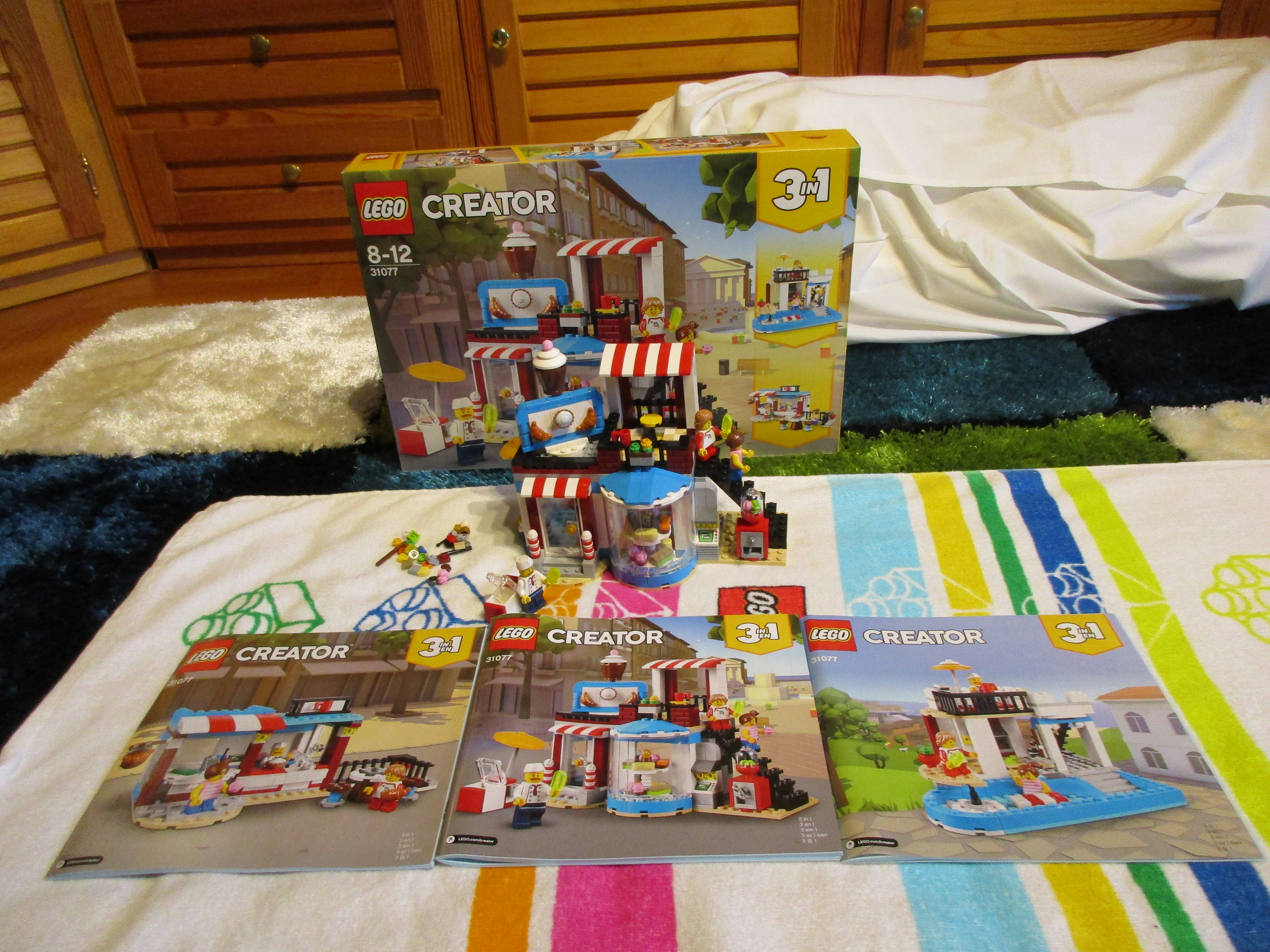 31077.jpg