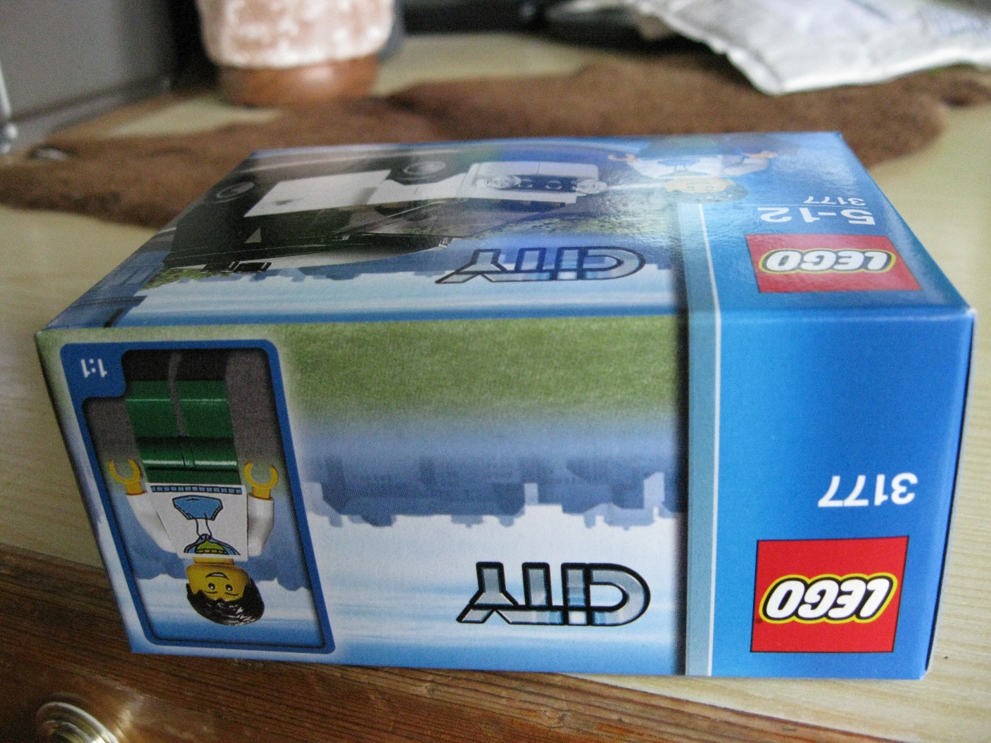 3177box8.jpg