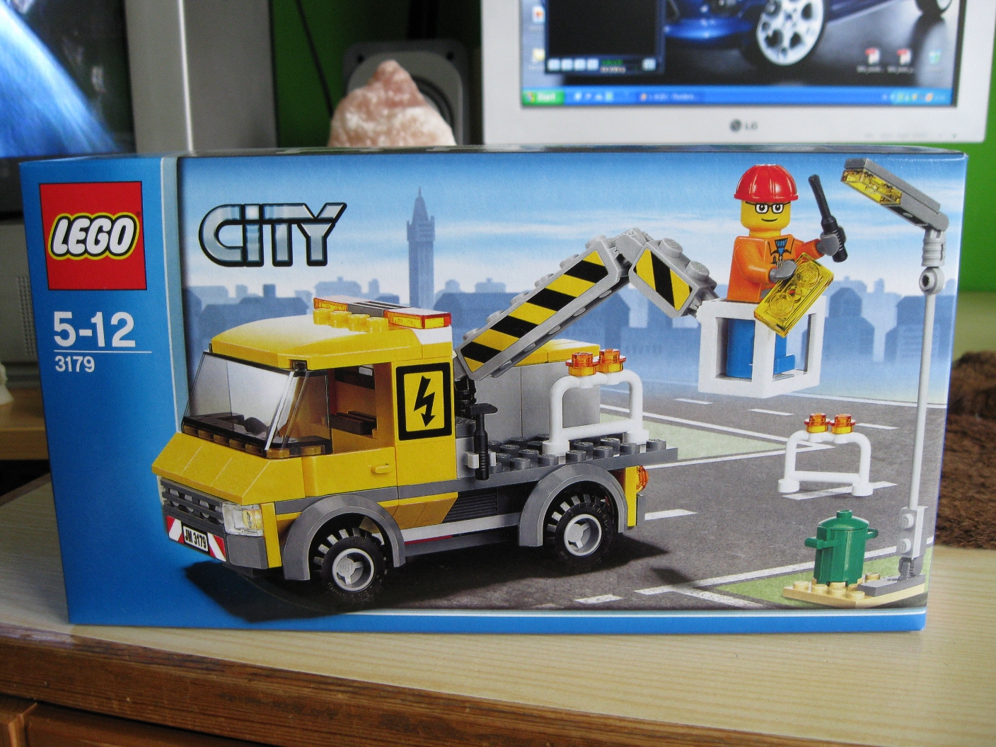 3179box.jpg