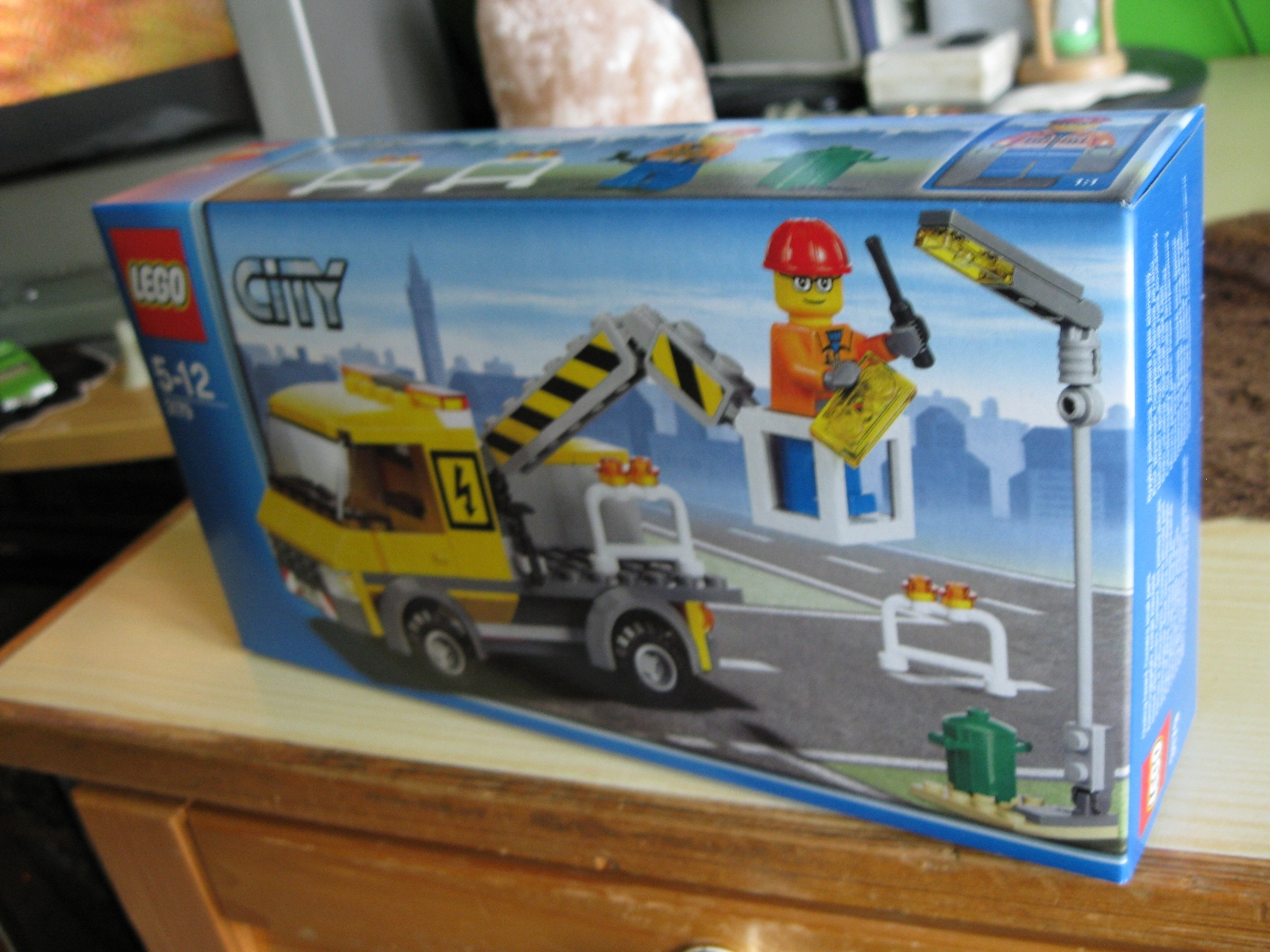 3179box2.jpg