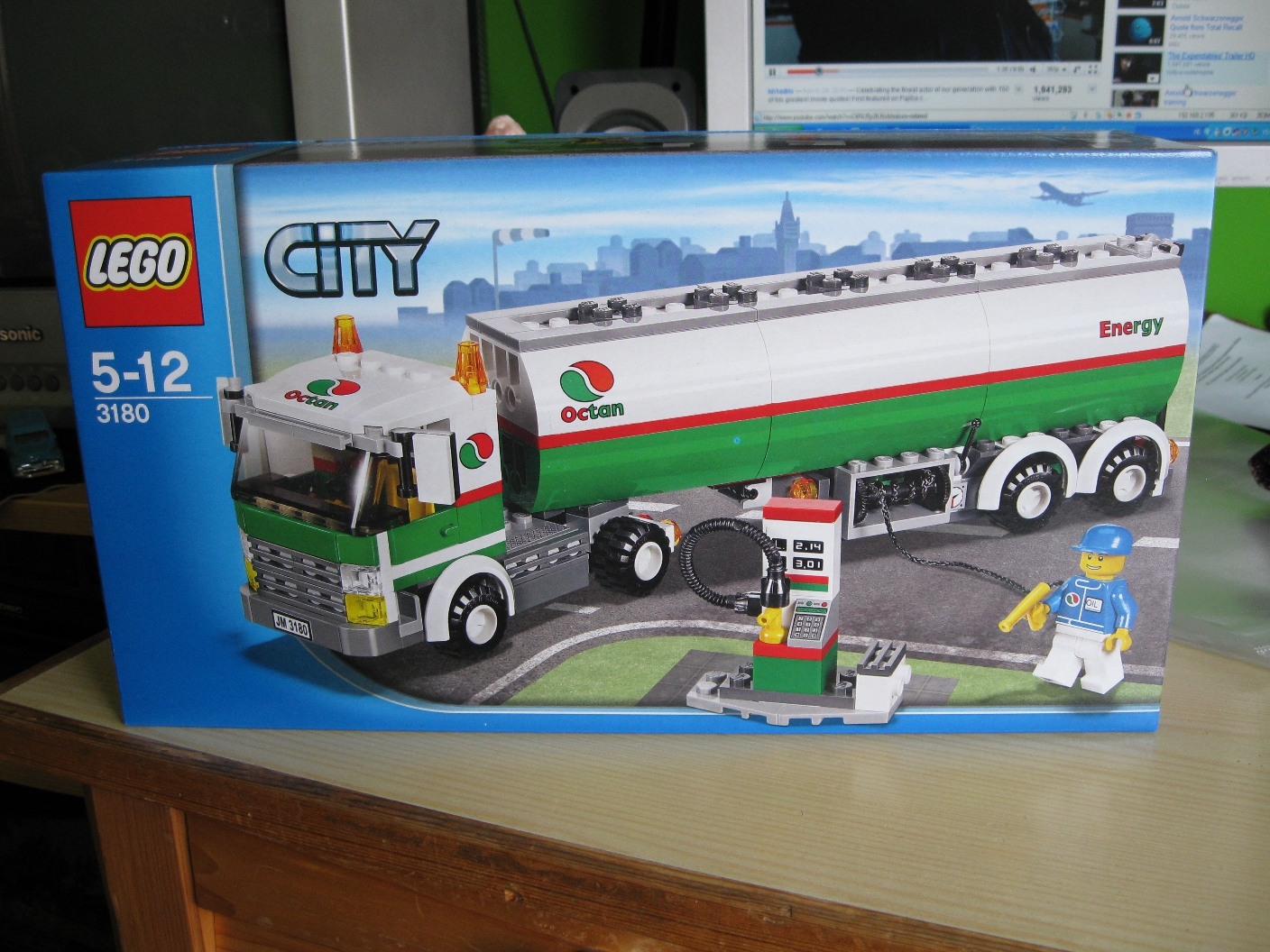3180box.jpg