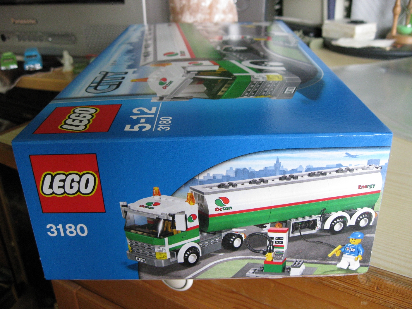 3180box9.jpg
