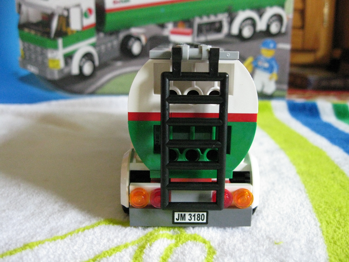3180trailerback2.jpg