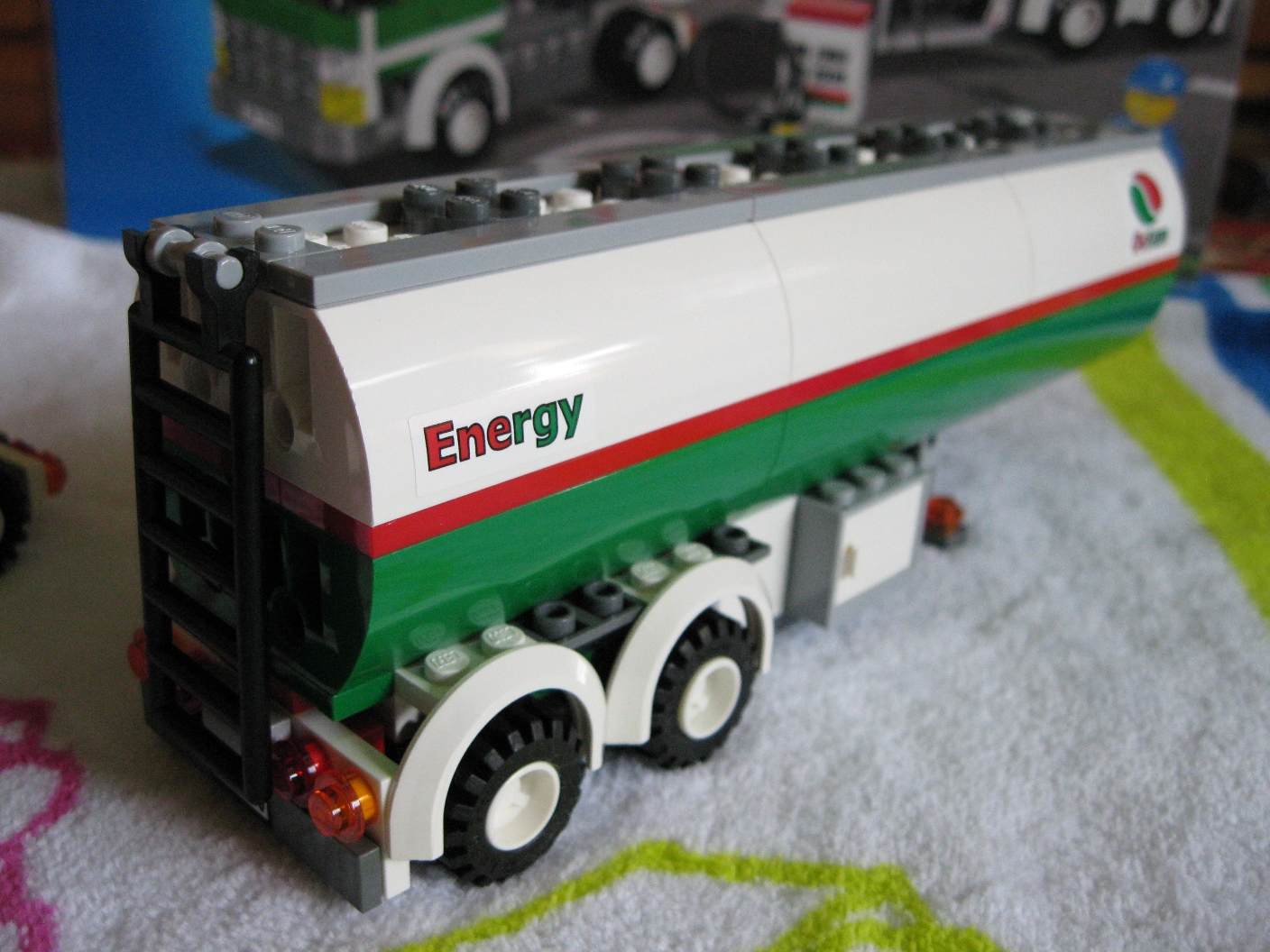 3180trailerside4.jpg