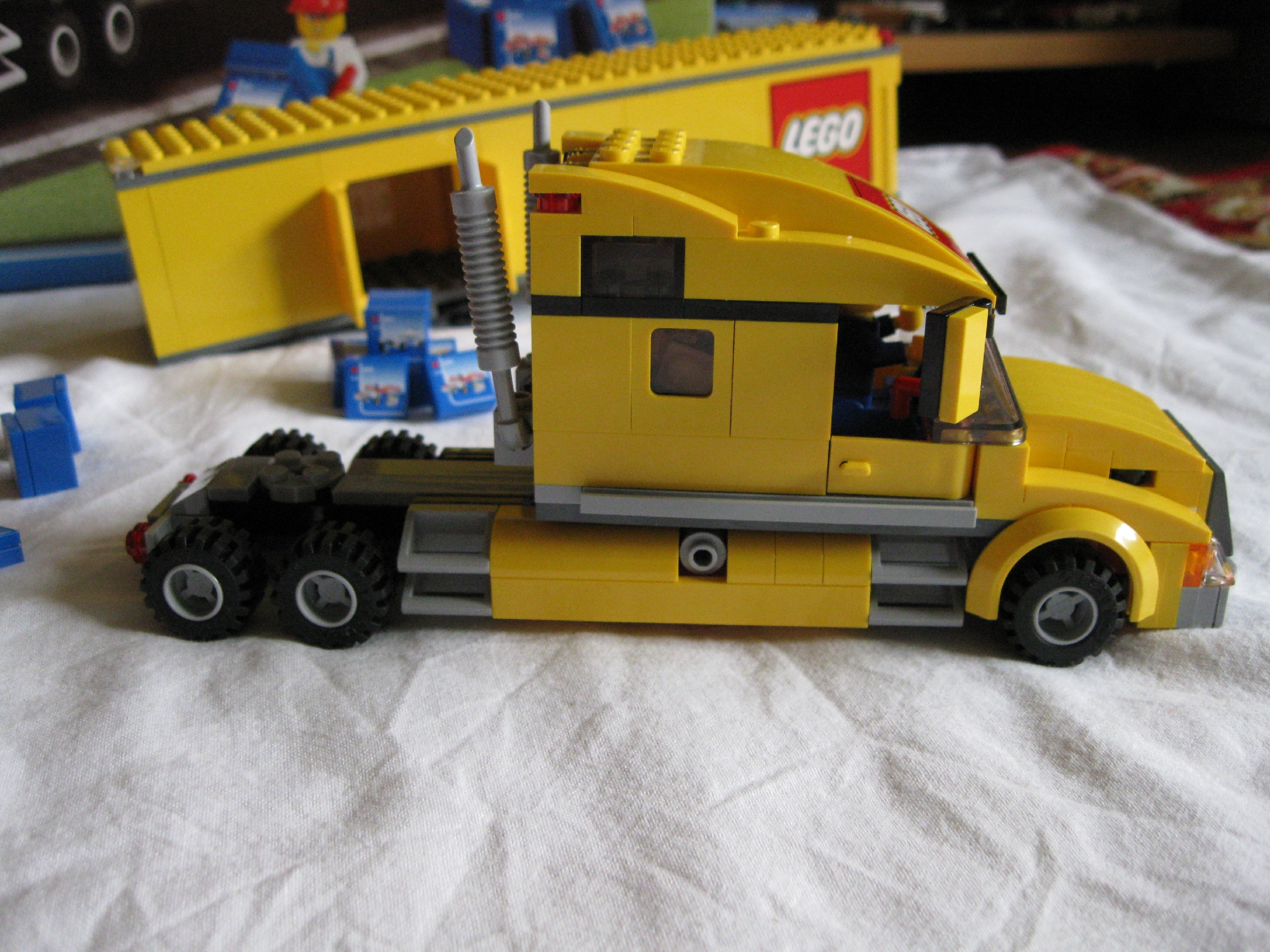 3221truckright.jpg