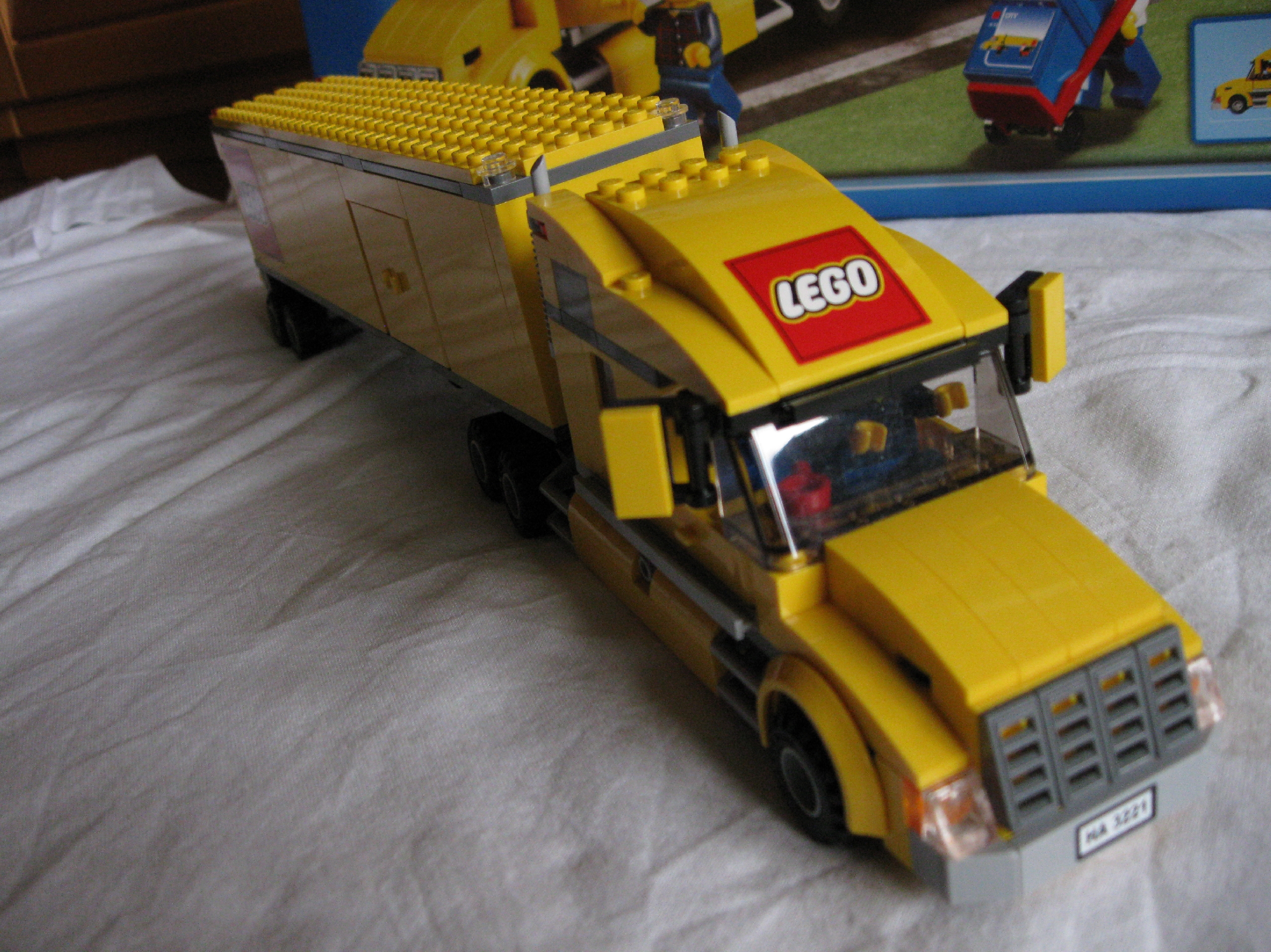 3221truckwithailerside3.jpg