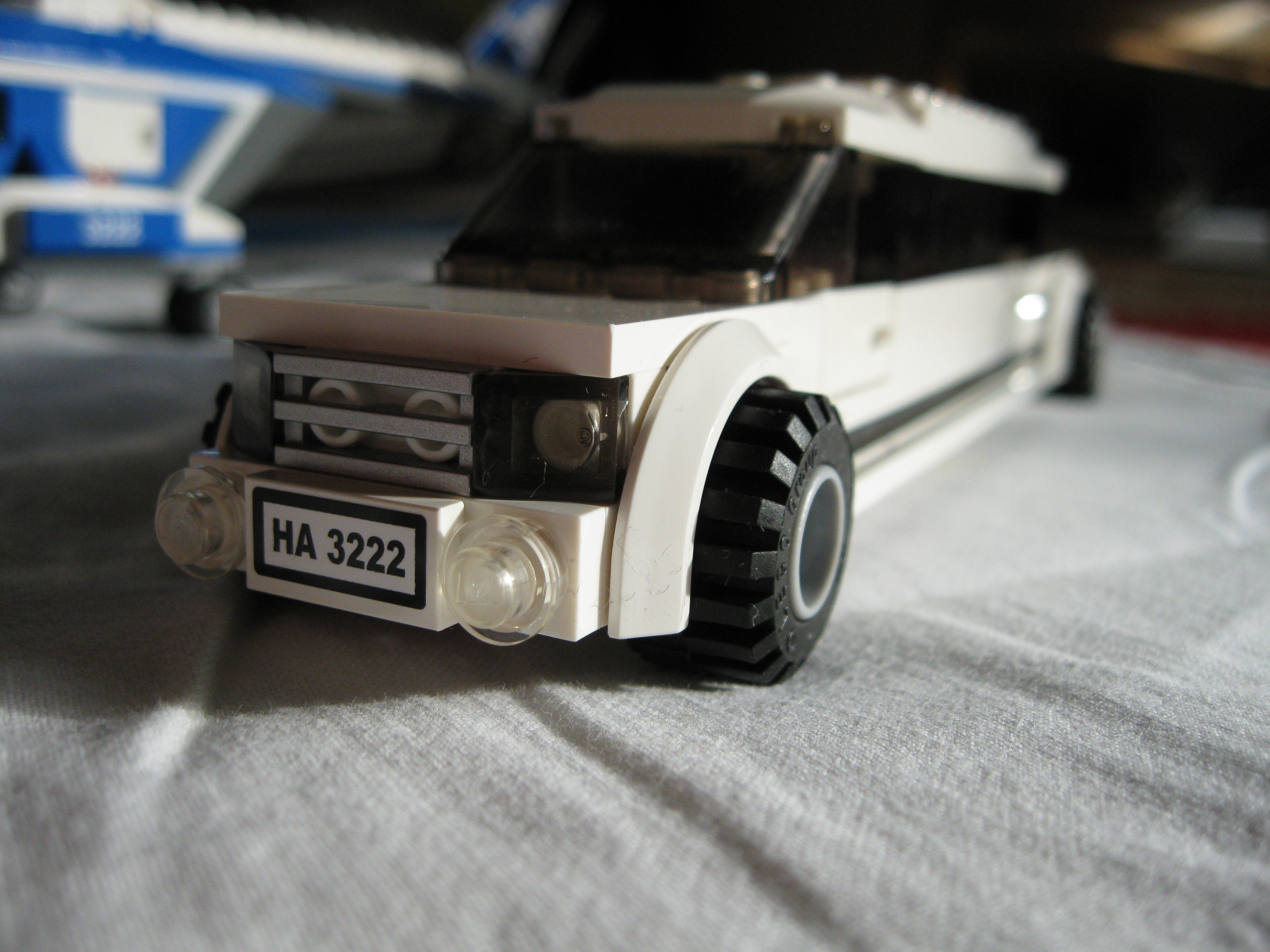 3222limousineside2.jpg