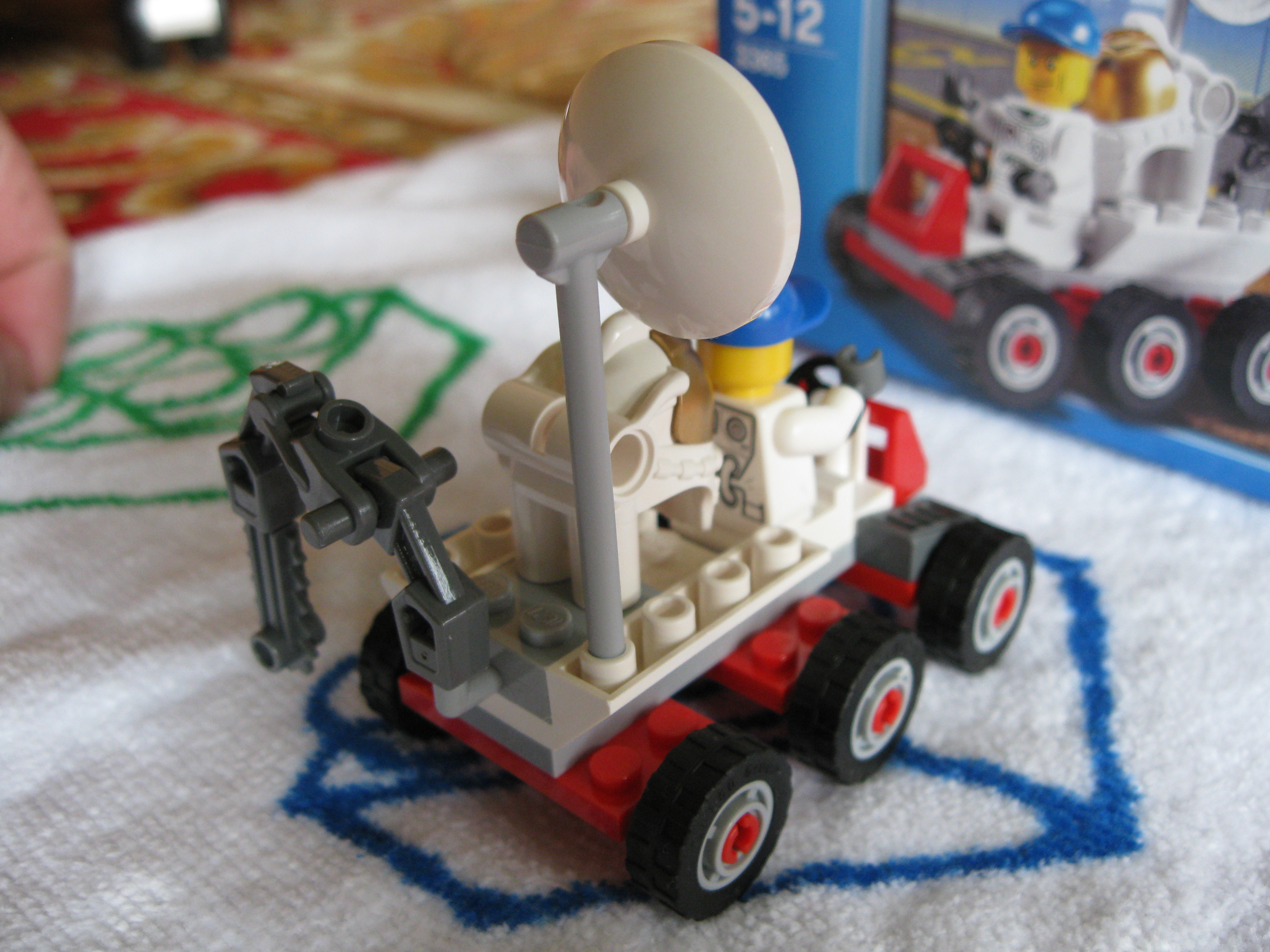 3365moonbuggyside3.jpg