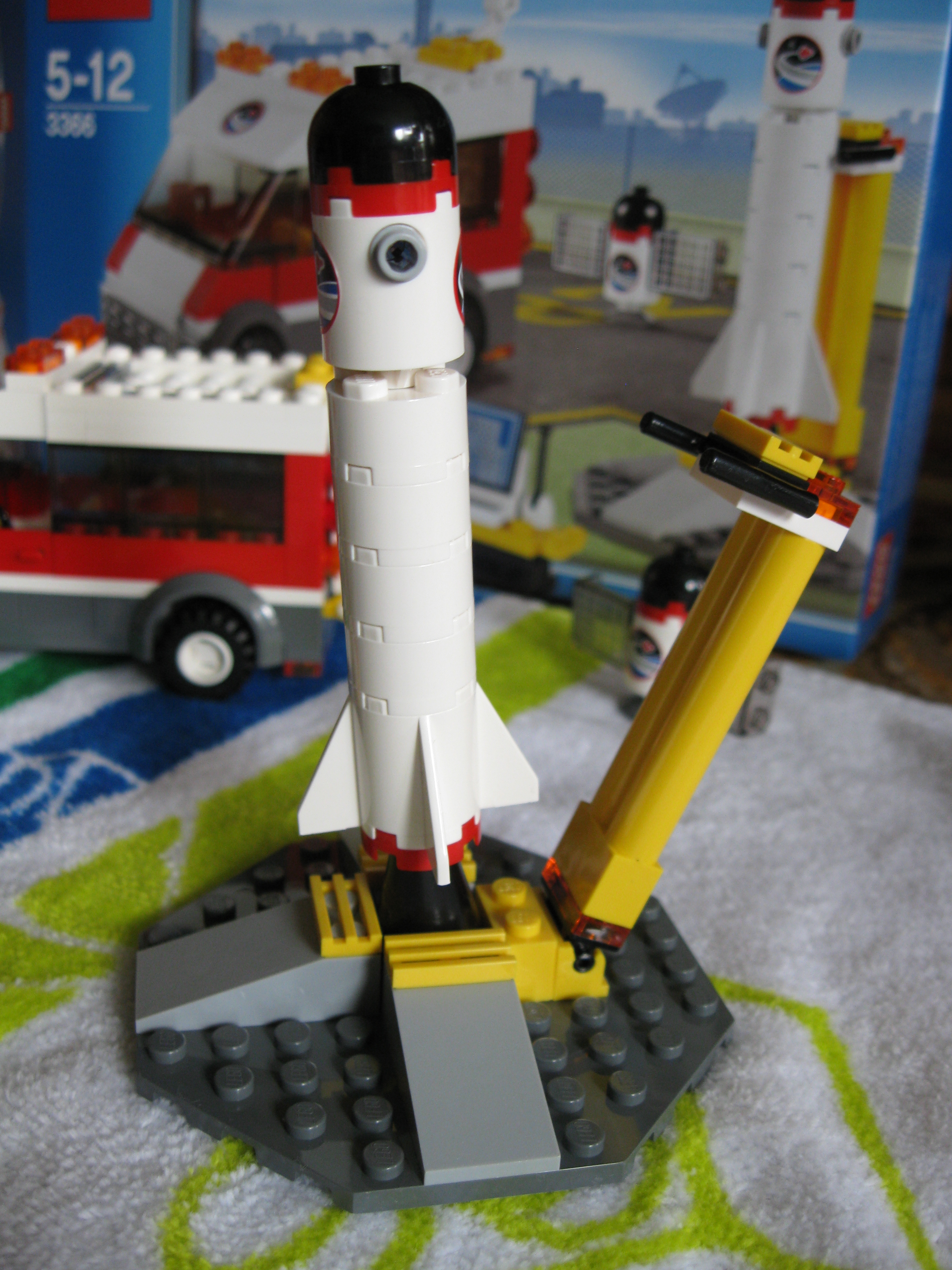 3366rocket3.jpg