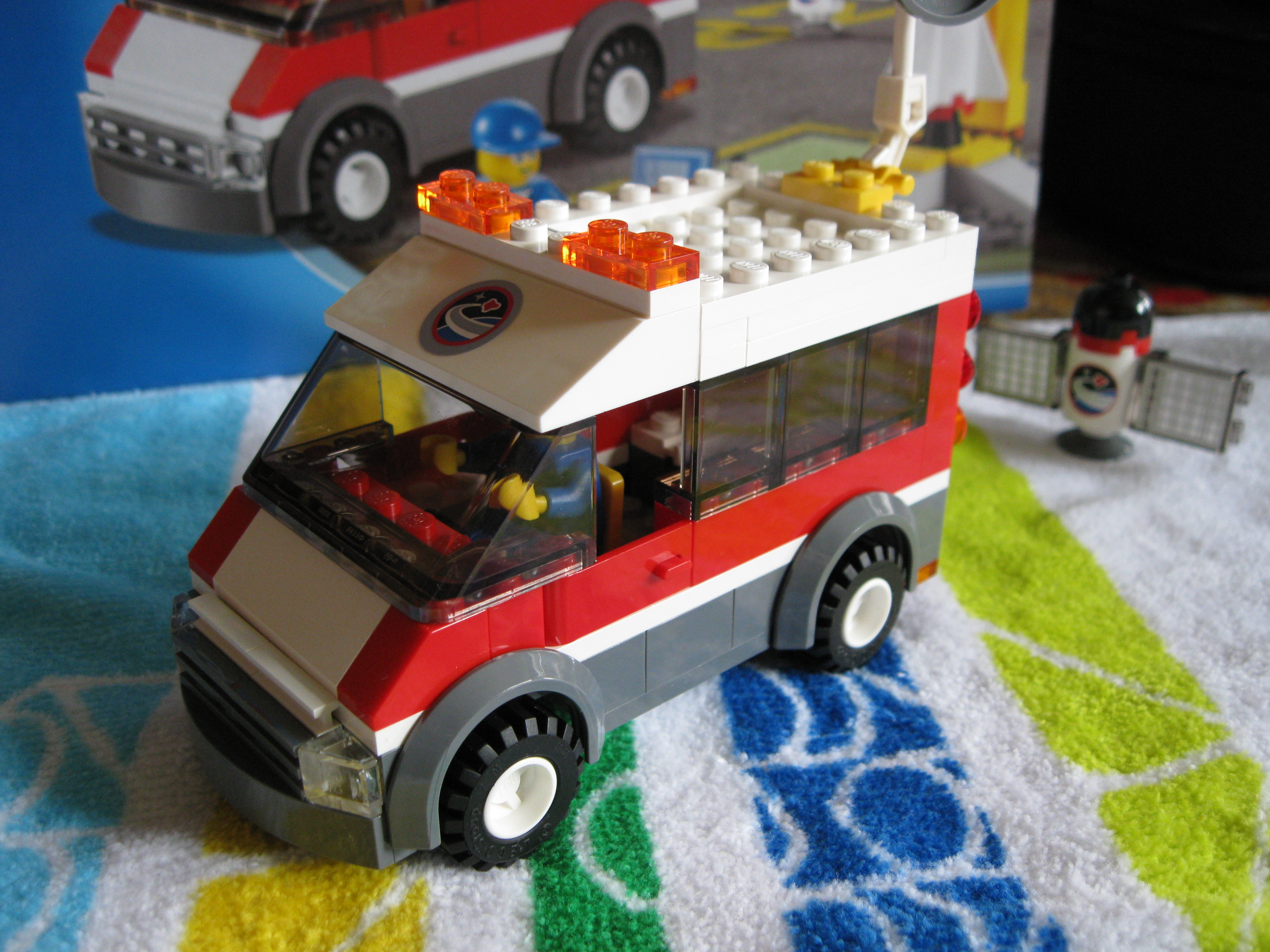3366van.jpg